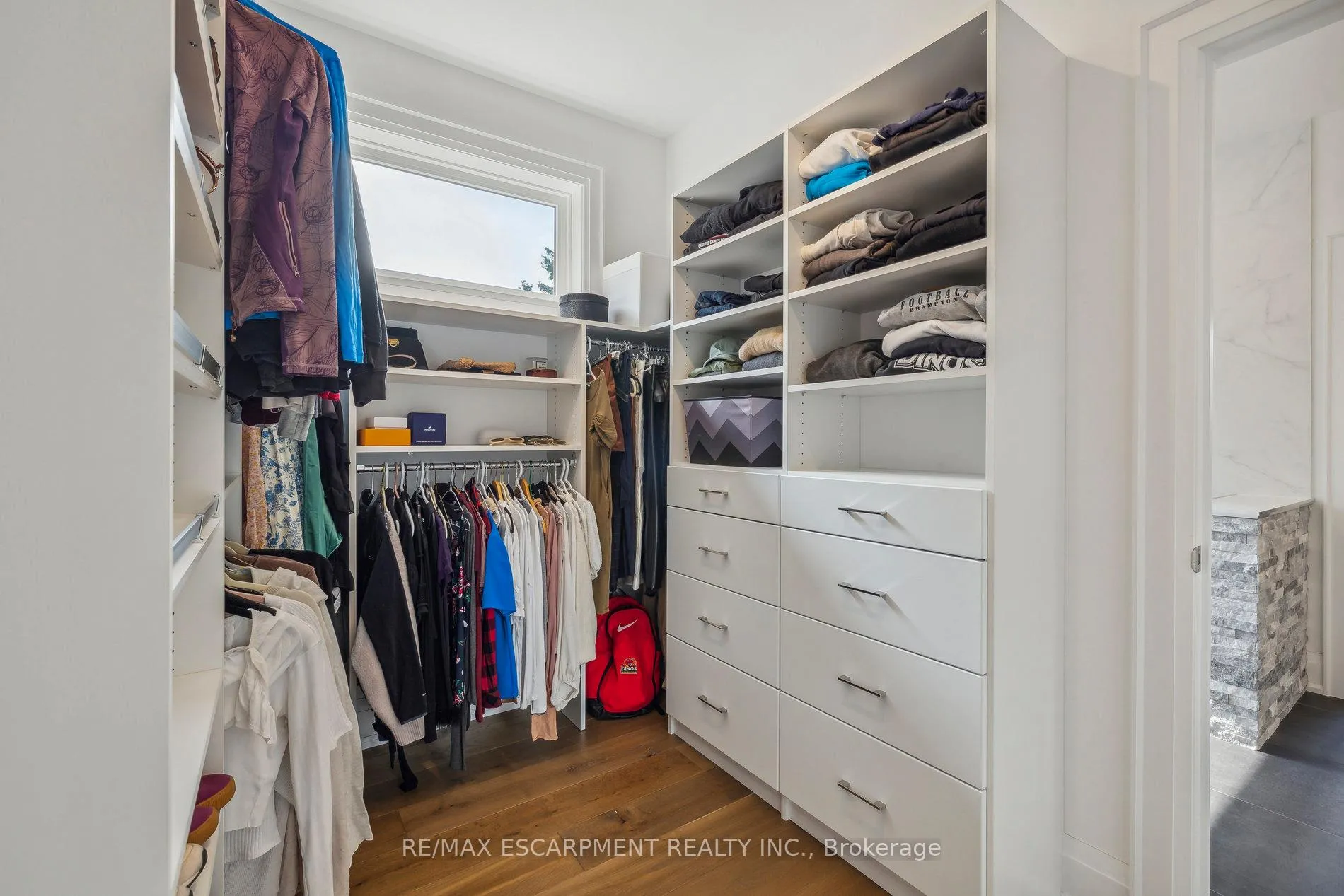 Photo 26 of 60 Garden Avenue, Hamilton, Ancaster — HOMEH