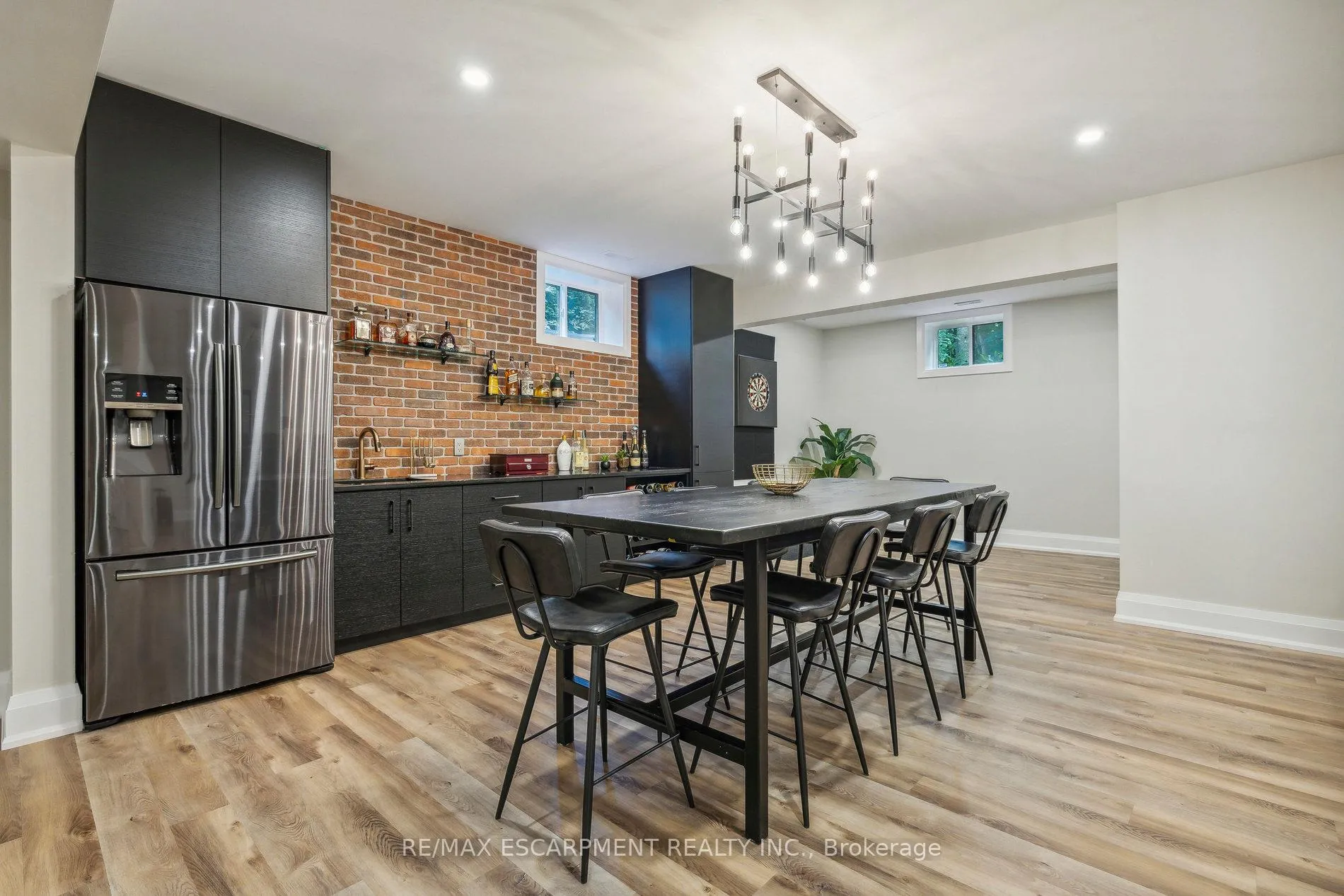 Photo 33 of 60 Garden Avenue, Hamilton, Ancaster — HOMEH