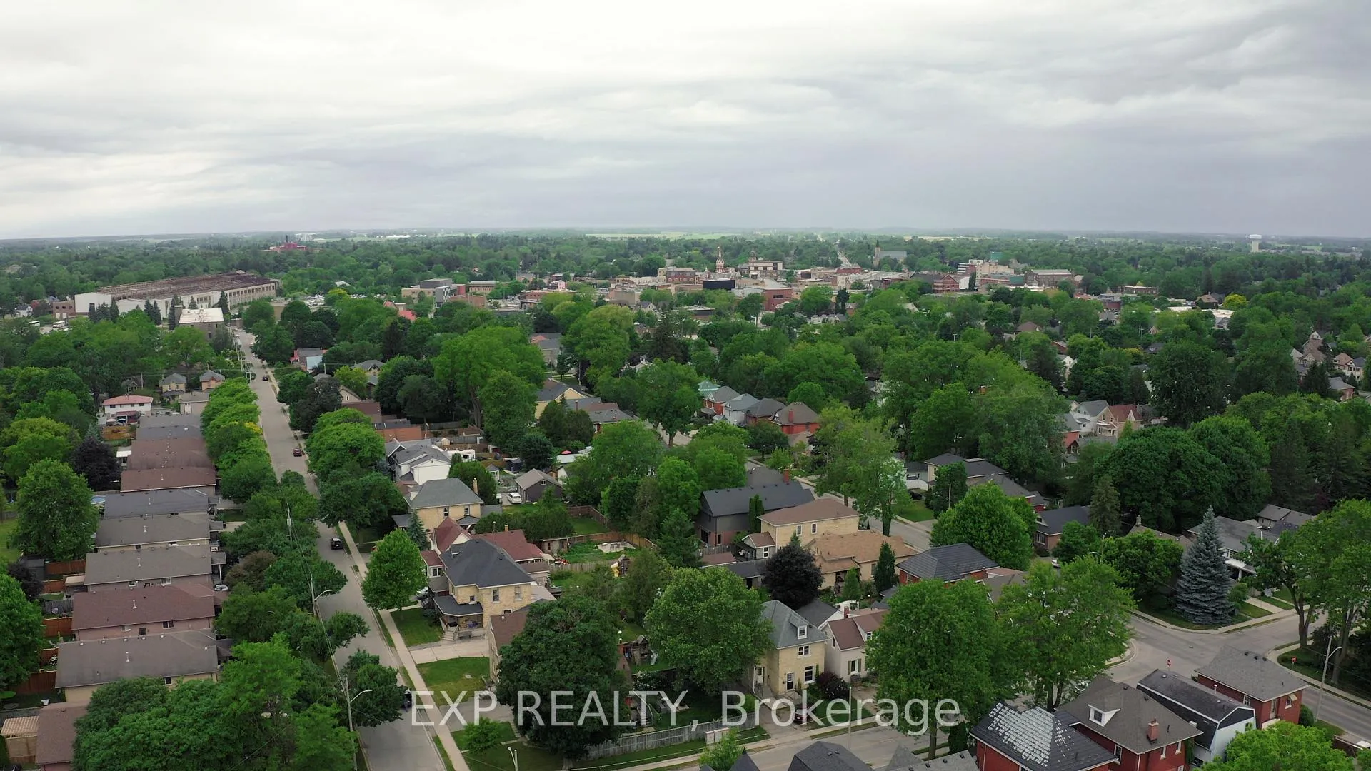 Photo 38 of 267 Front Street, Stratford — HOMEH