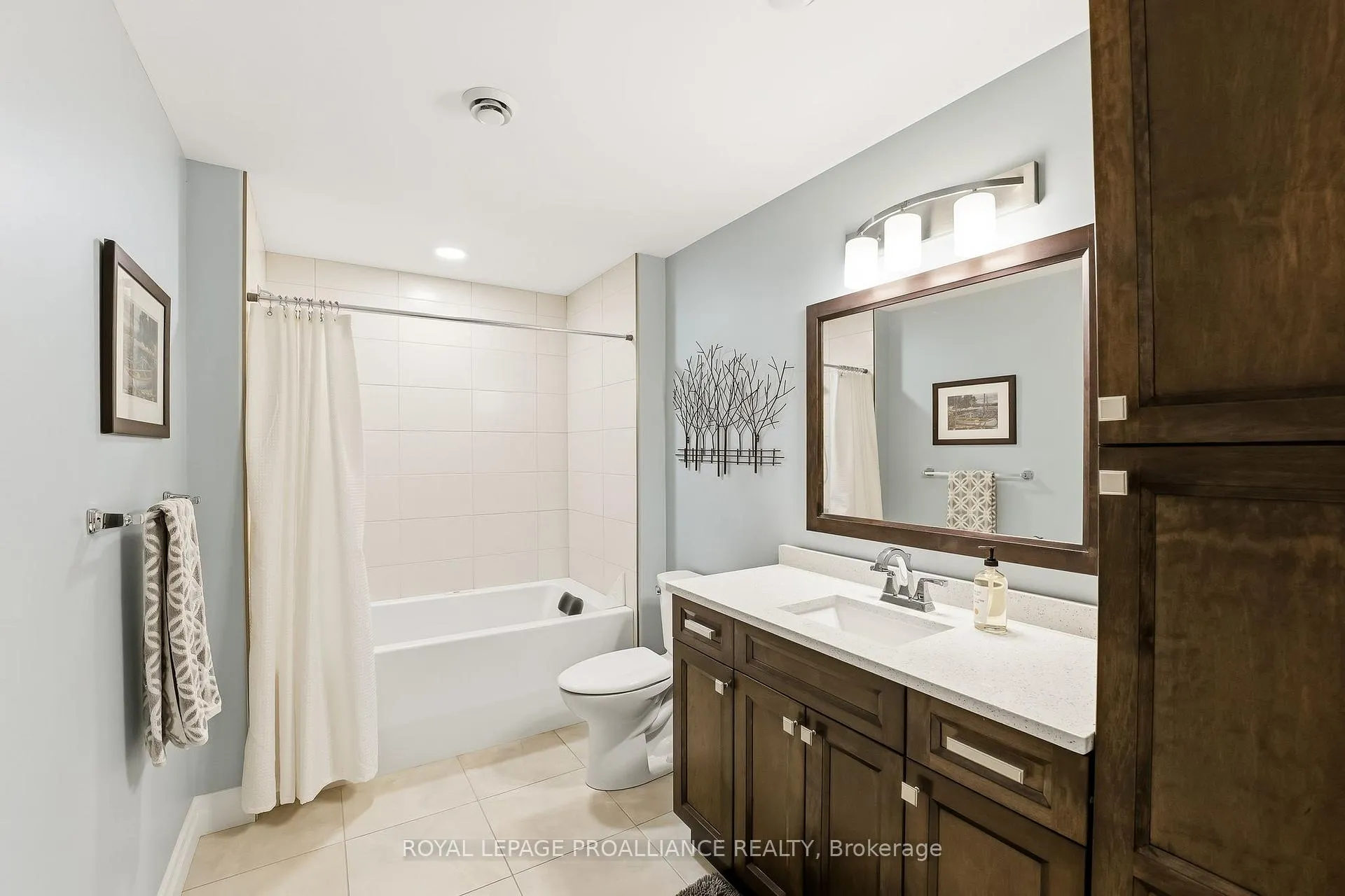 Photo 31 of 45 Castle Ridge, Brighton — HOMEH