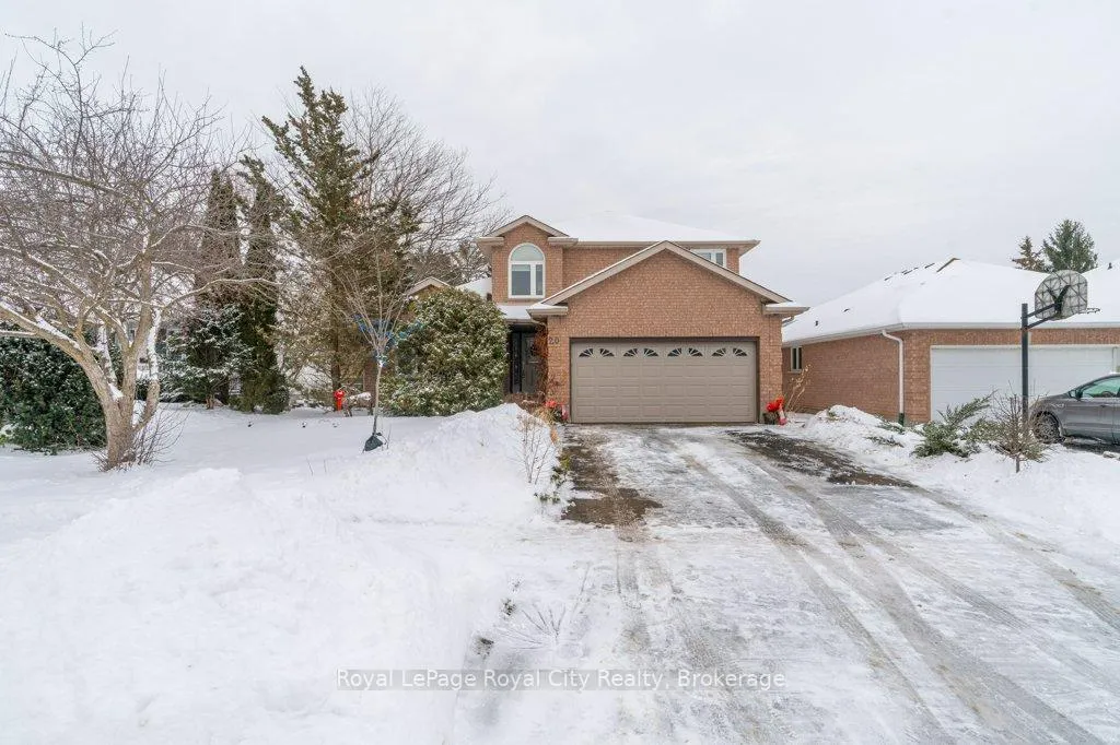 Photo 3 of 20 Tanager Drive, Guelph, Kortright Hills — HOMEH