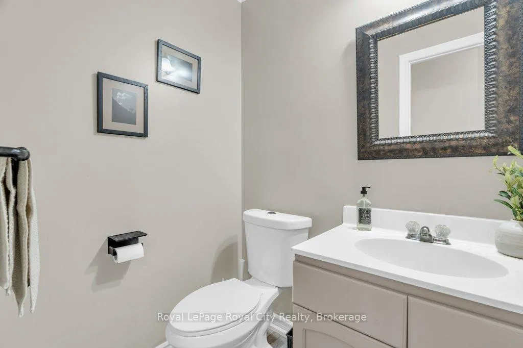 Photo 23 of 20 Tanager Drive, Guelph, Kortright Hills — HOMEH