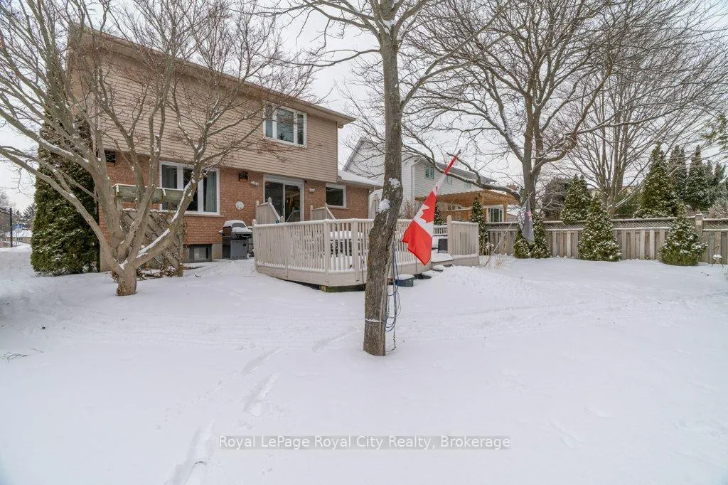 Photo 41 of 20 Tanager Drive, Guelph, Kortright Hills — HOMEH