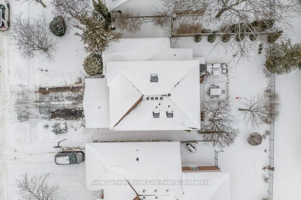 Photo 42 of 20 Tanager Drive, Guelph, Kortright Hills — HOMEH