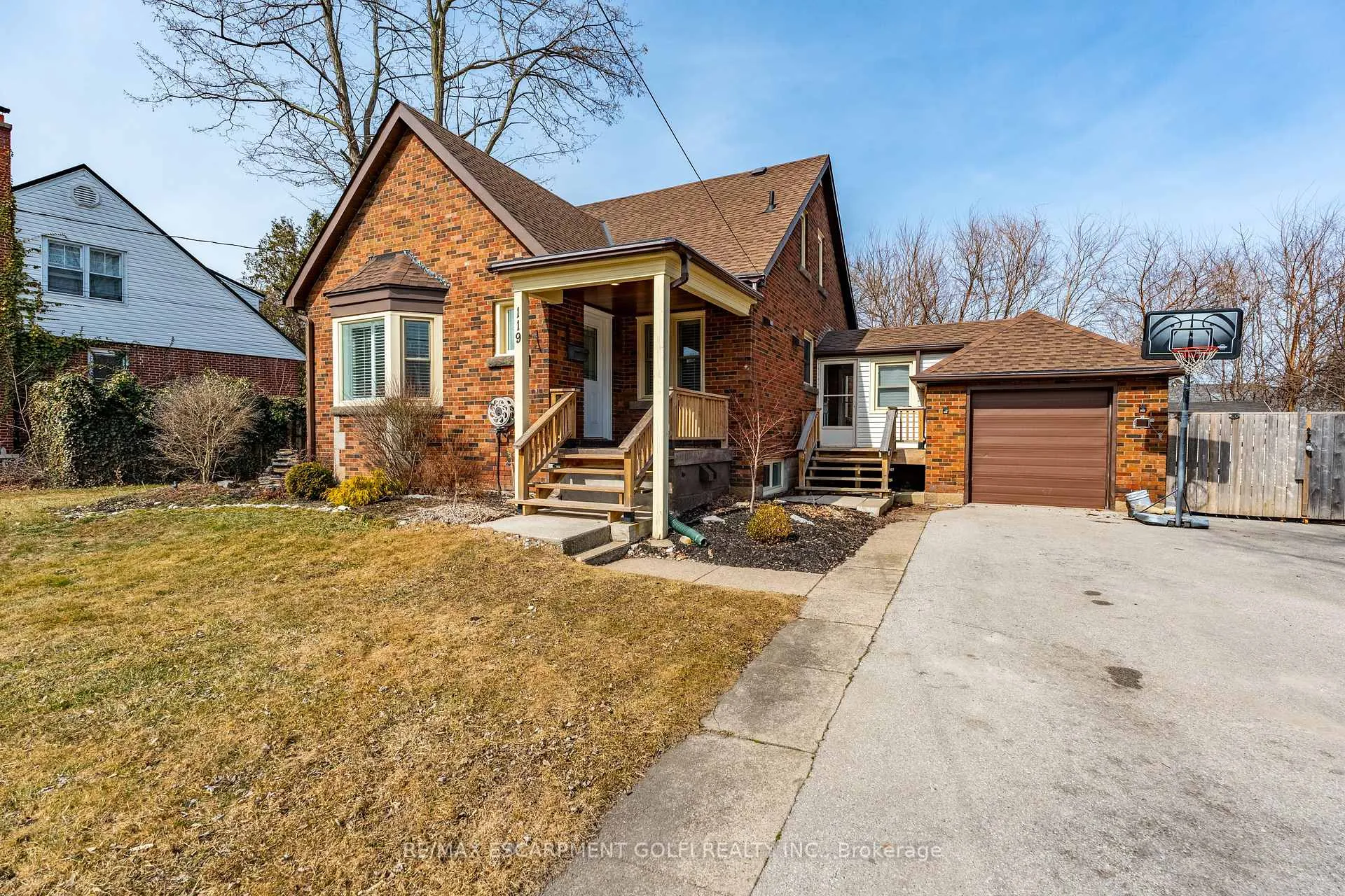 Photo 1 of 119 King Street E, Hamilton, Stoney Creek — HOMEH