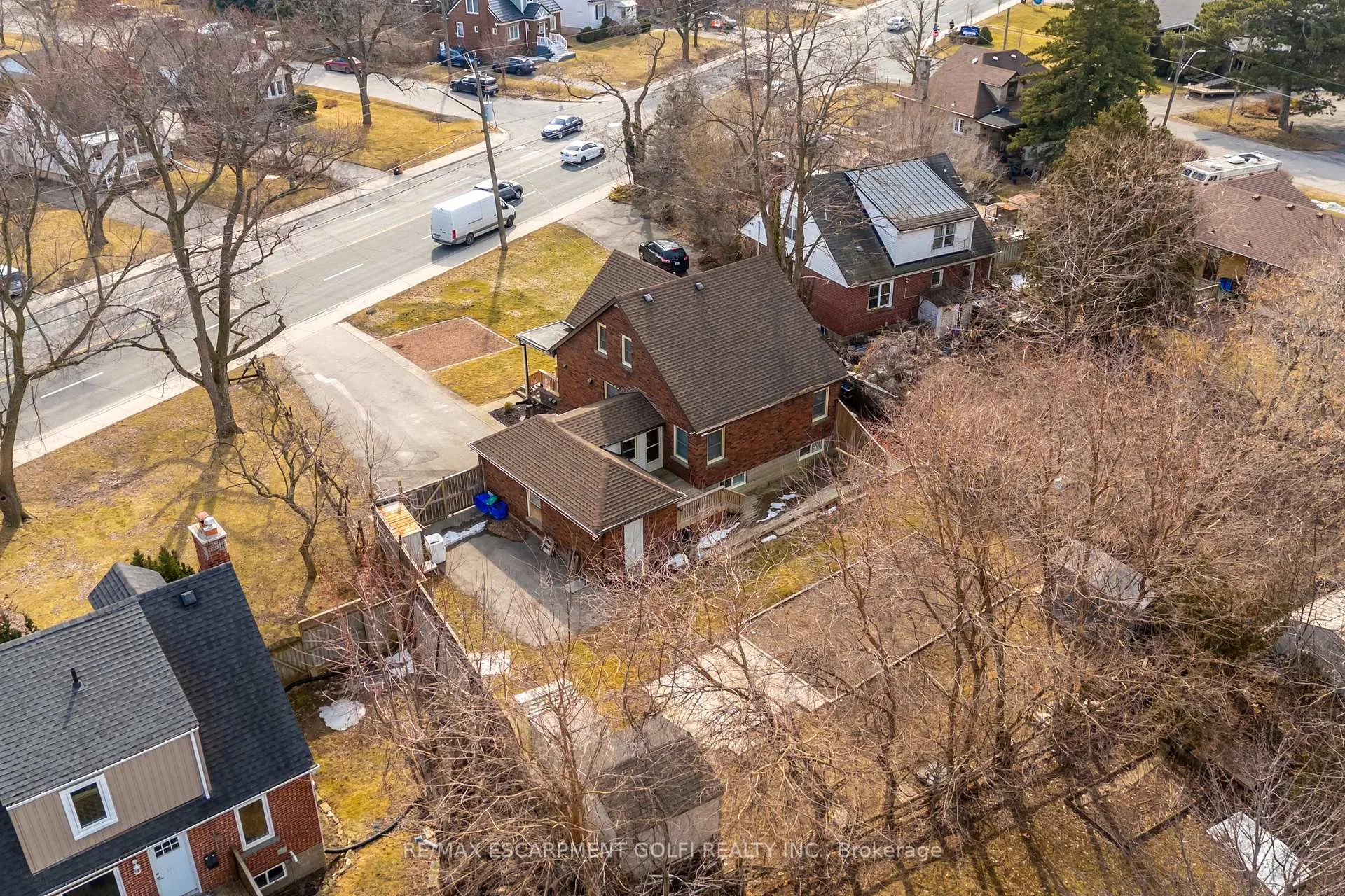Photo 5 of 119 King Street E, Hamilton, Stoney Creek — HOMEH