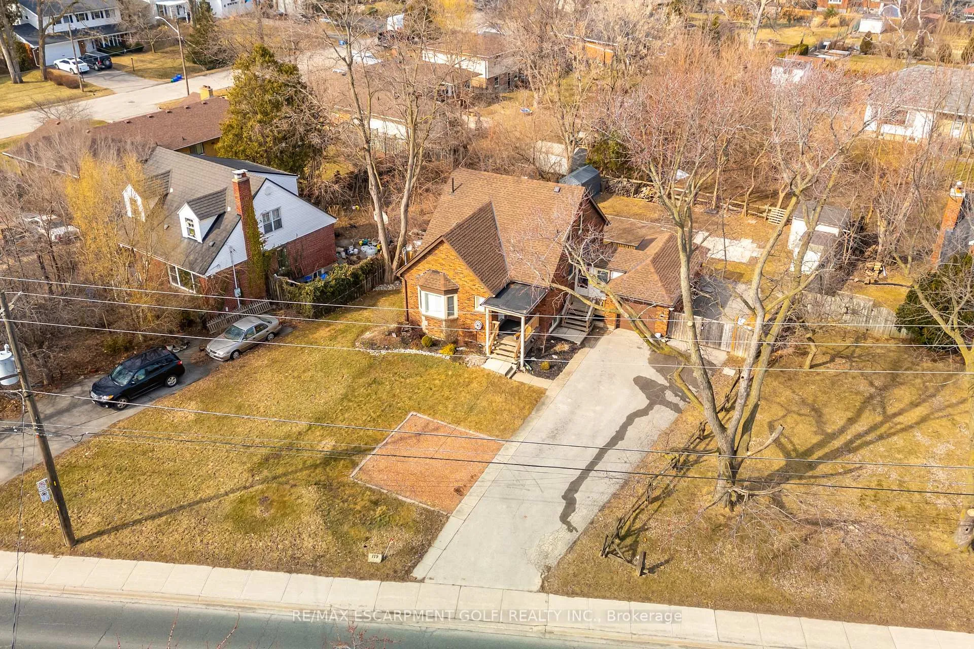 Photo 6 of 119 King Street E, Hamilton, Stoney Creek — HOMEH