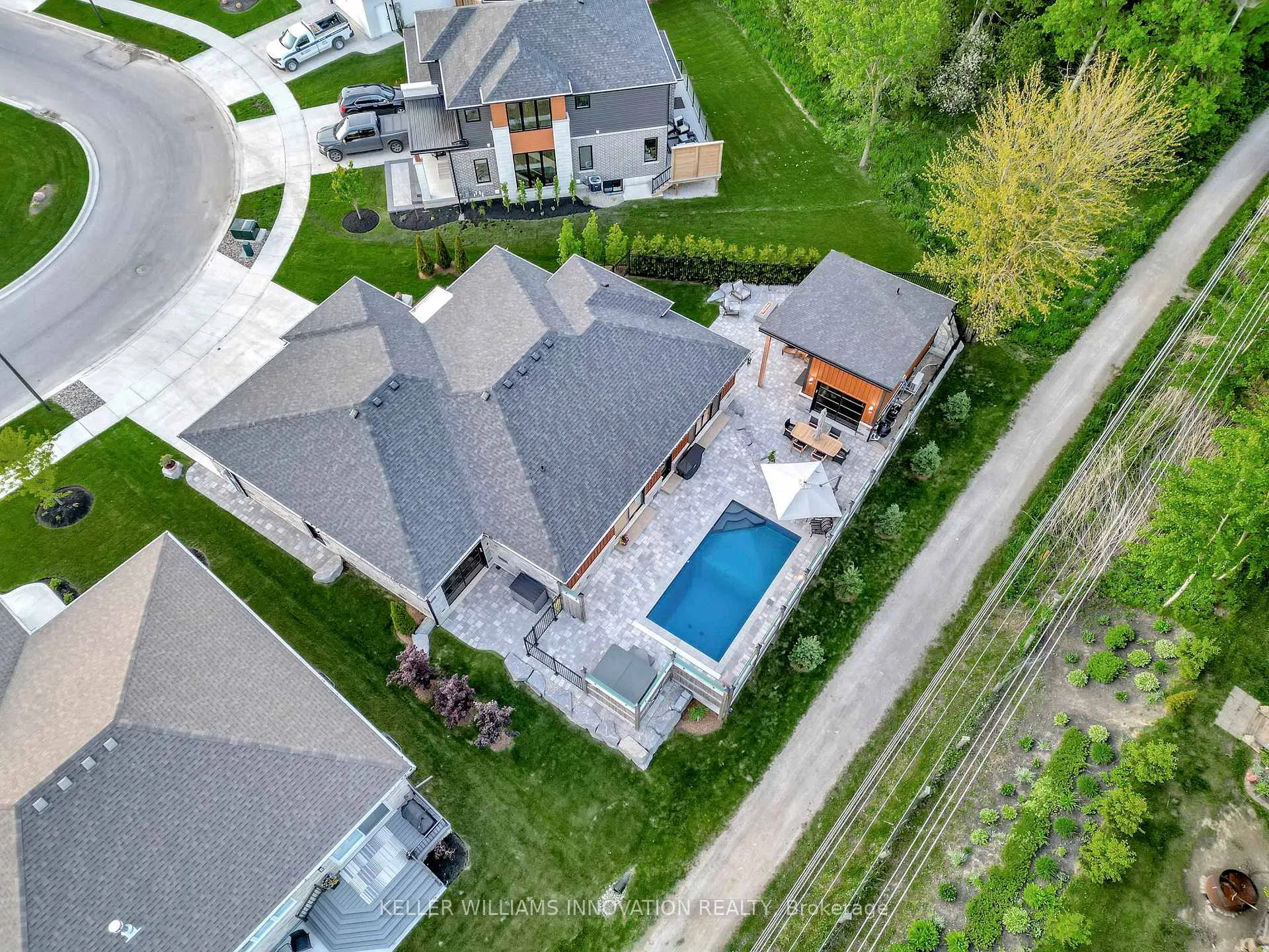 Photo 3 of 330 Rogers Road, North Perth, Listowel — HOMEH