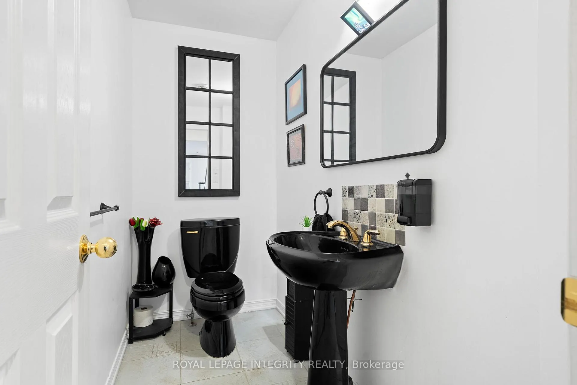 Photo 23 of 16 St Andrews Circle, Ottawa, Kanata - Glencairn/Hazeldean — HOMEH