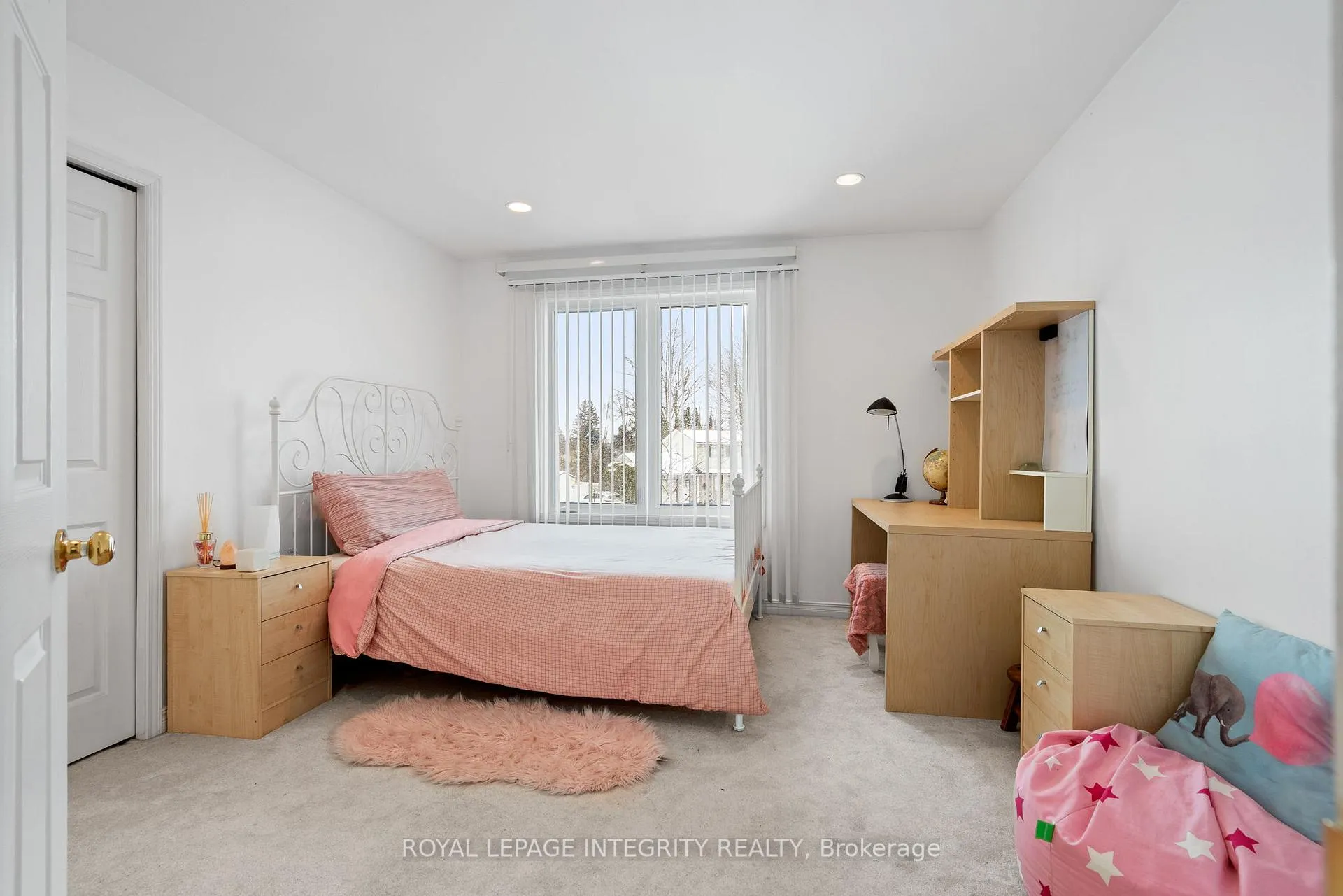Photo 26 of 16 St Andrews Circle, Ottawa, Kanata - Glencairn/Hazeldean — HOMEH