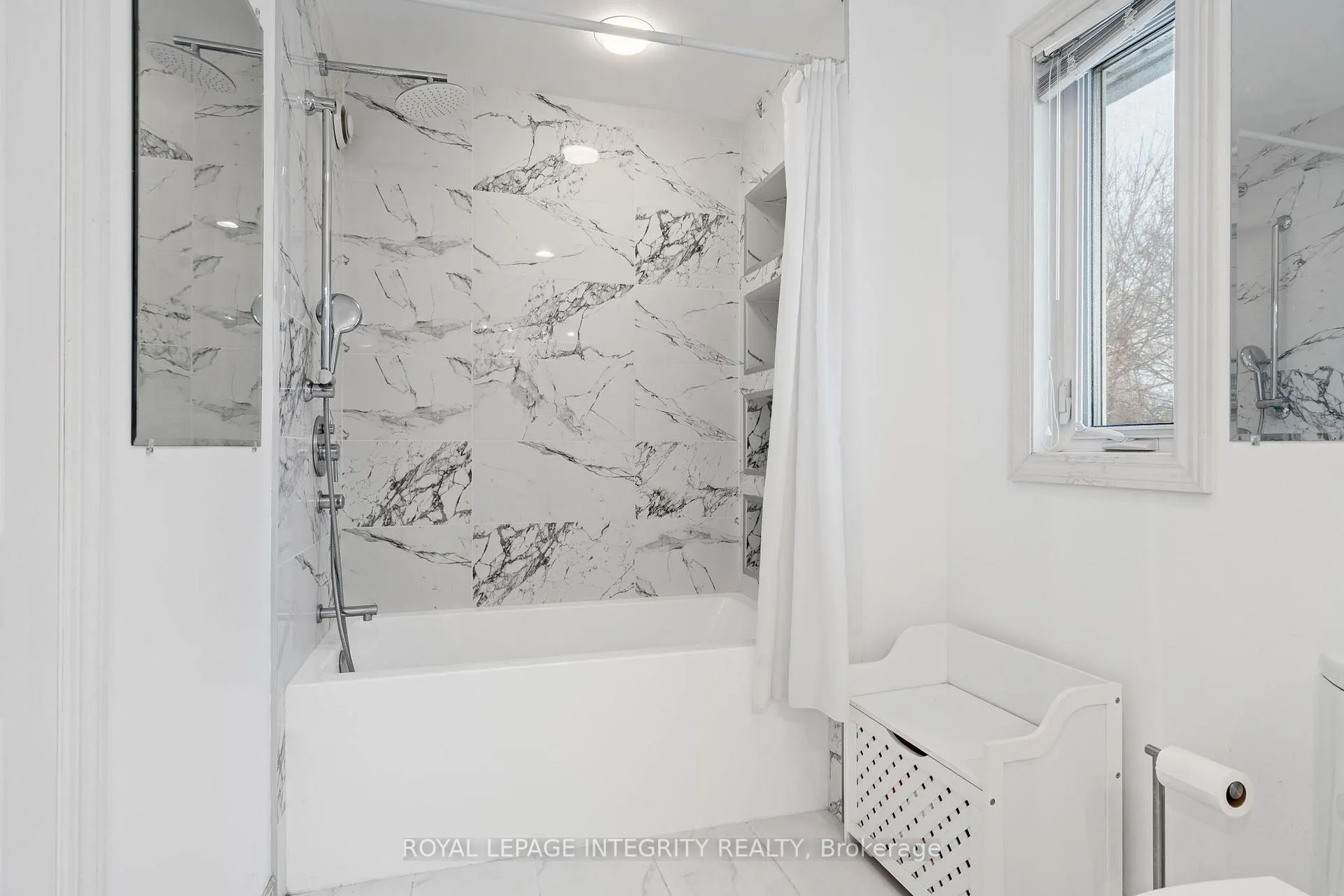 Photo 32 of 16 St Andrews Circle, Ottawa, Kanata - Glencairn/Hazeldean — HOMEH