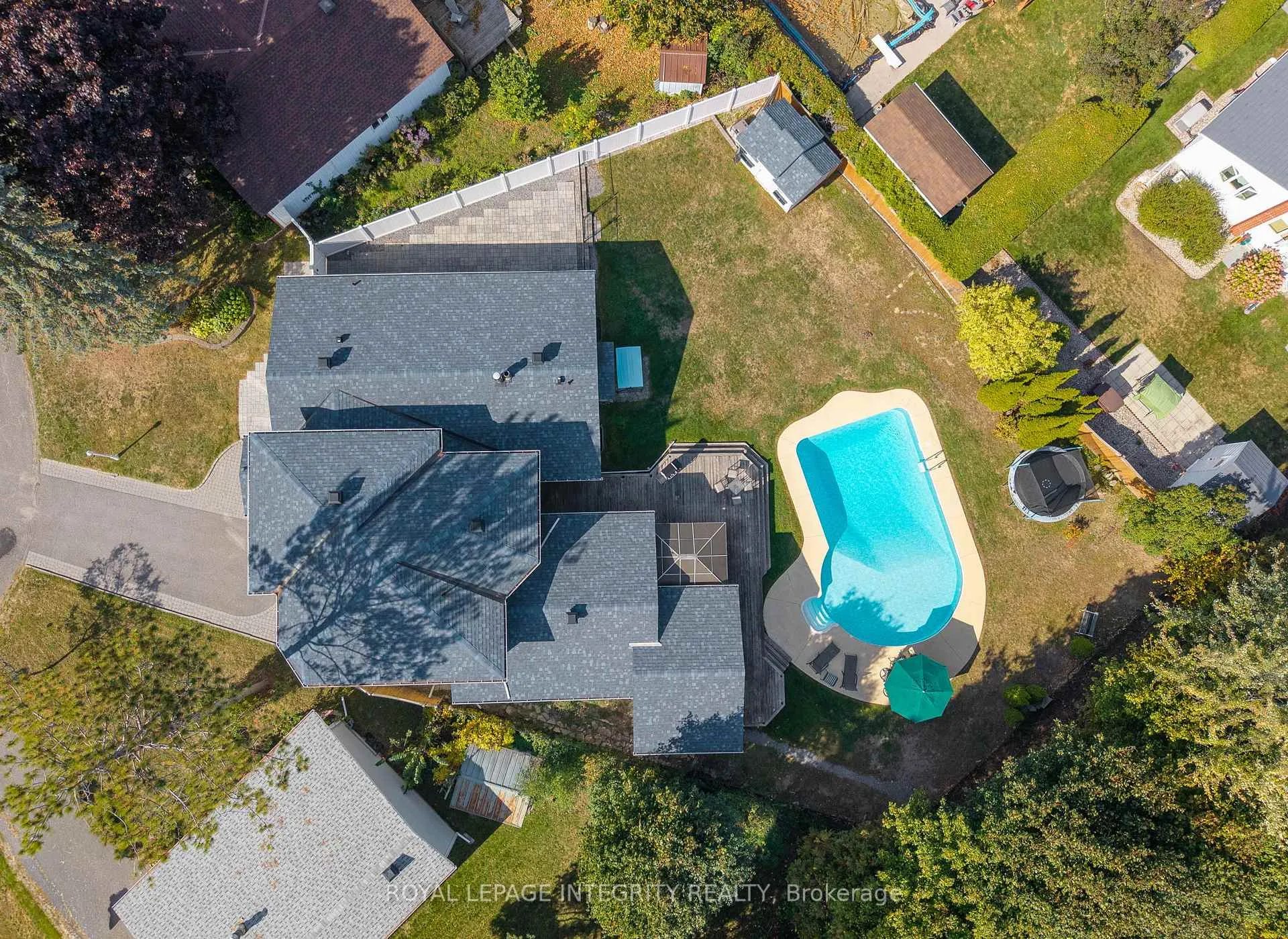Photo 43 of 16 St Andrews Circle, Ottawa, Kanata - Glencairn/Hazeldean — HOMEH