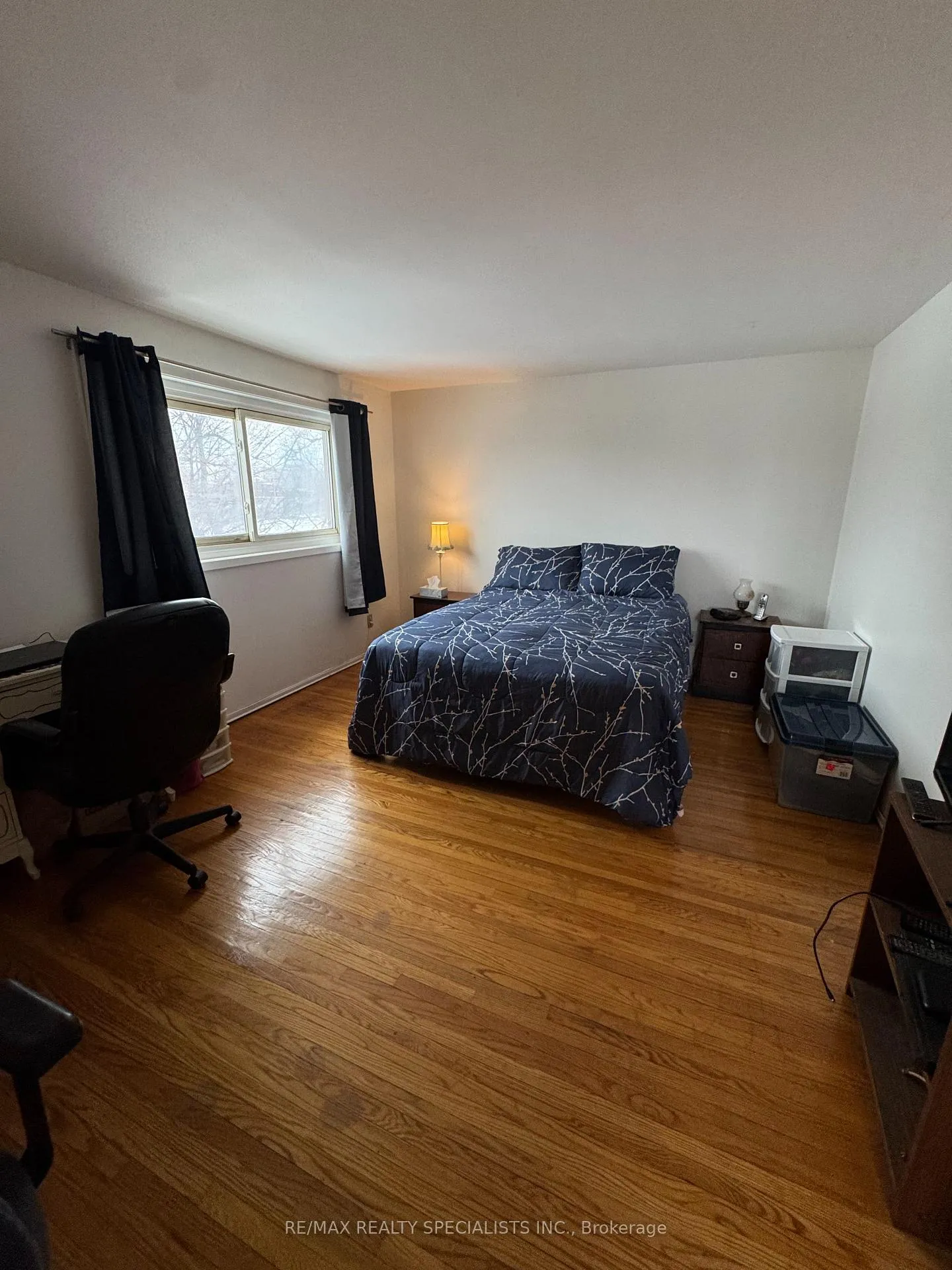 Photo 4 of 53 Fallingdale Crescent, Brampton, Southgate — HOMEH