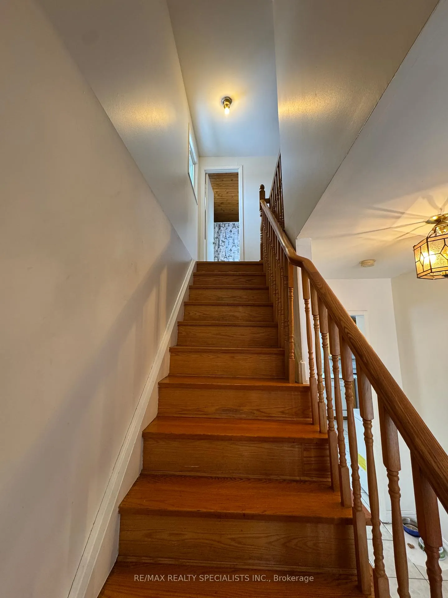 Photo 5 of 53 Fallingdale Crescent, Brampton, Southgate — HOMEH