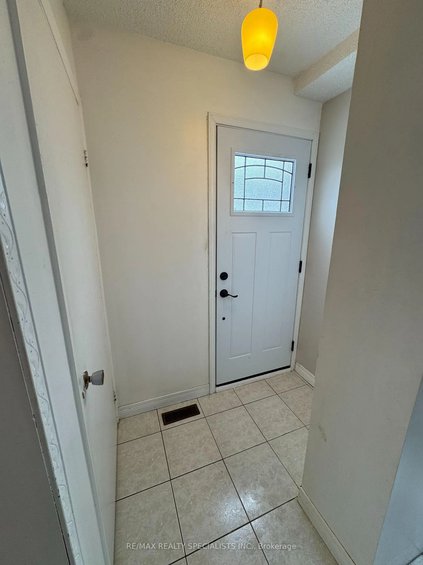 Photo 22 of 53 Fallingdale Crescent, Brampton, Southgate — HOMEH