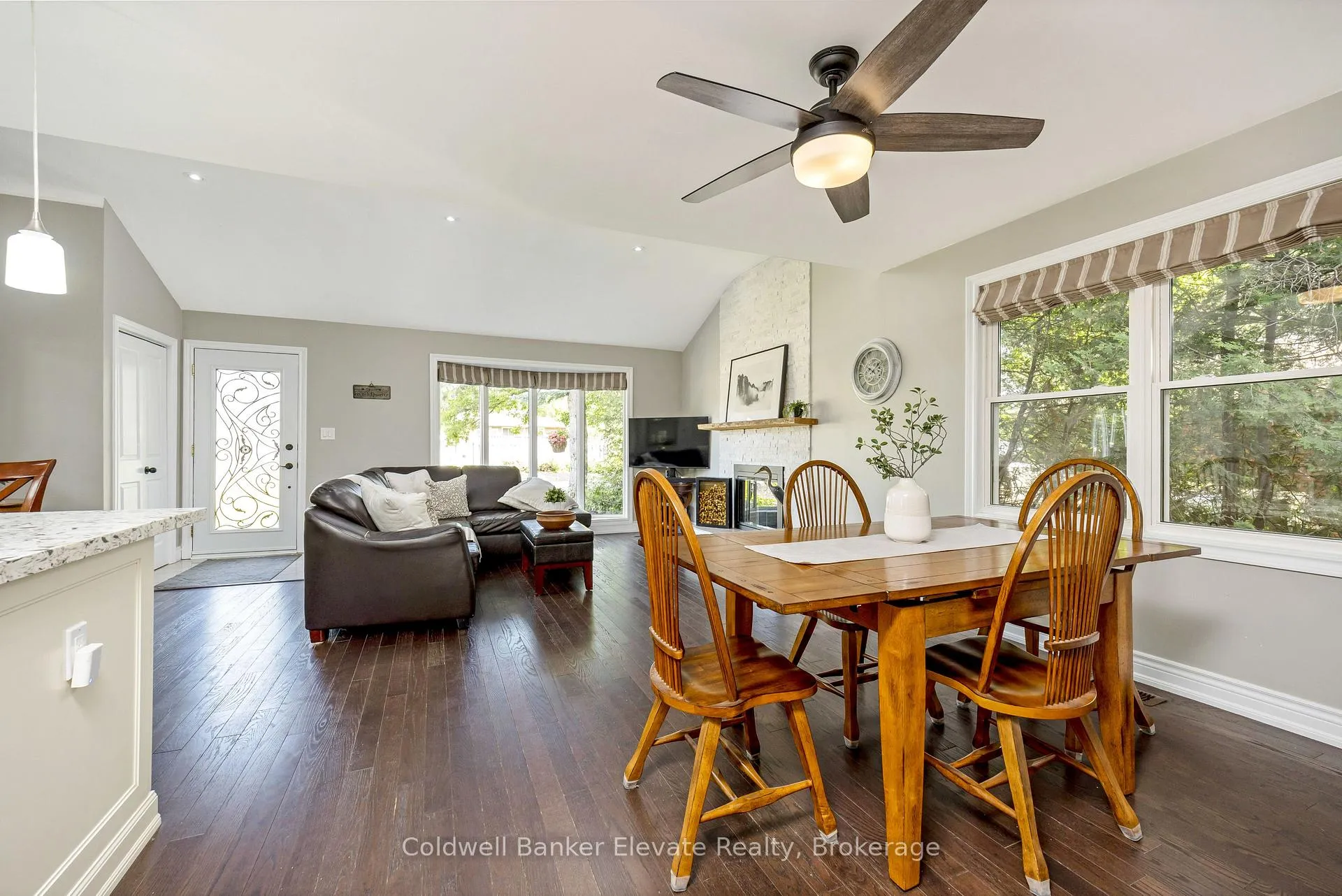 Photo 15 of 3 Lorne Street, Erin, Hillsburgh — HOMEH