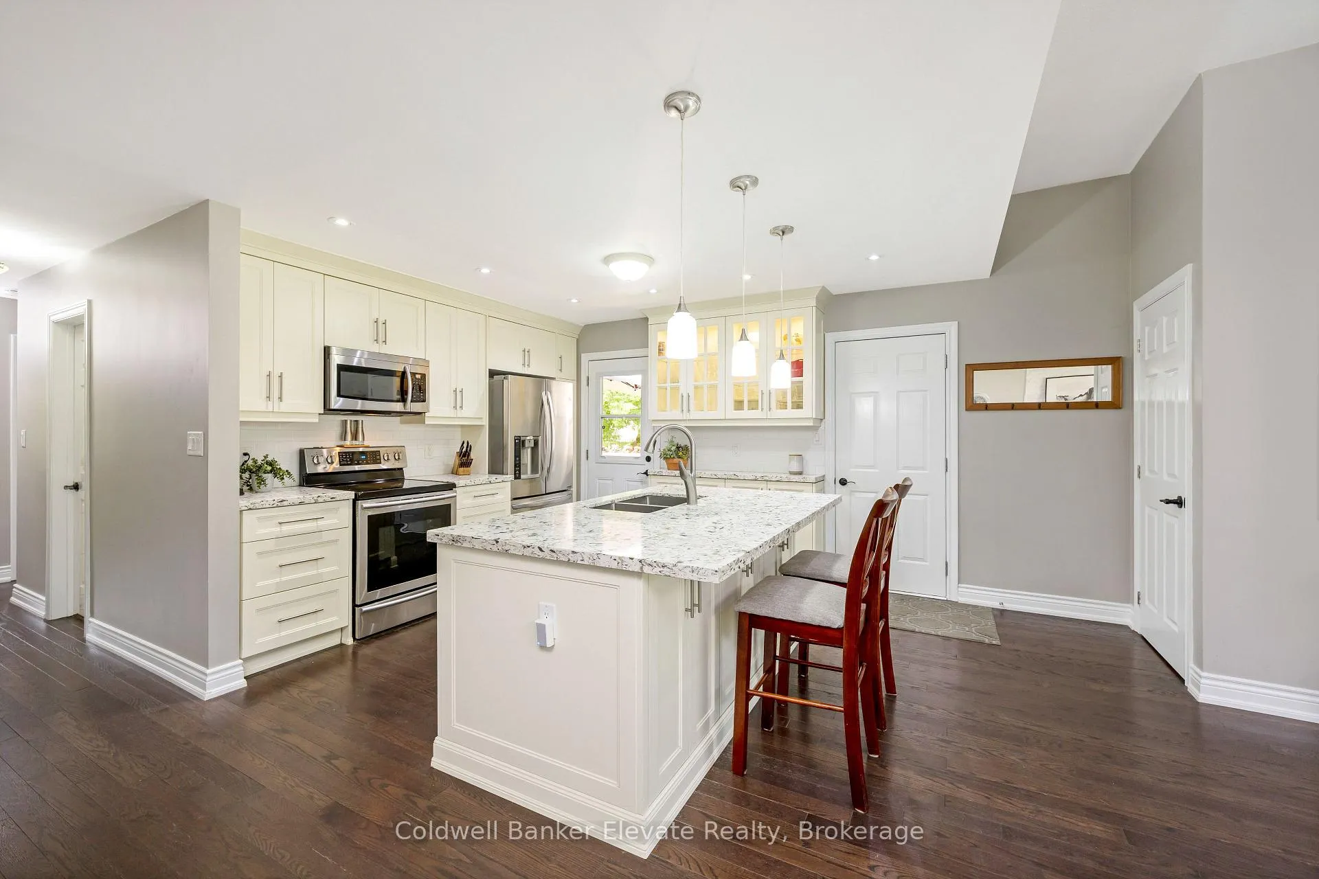 Photo 17 of 3 Lorne Street, Erin, Hillsburgh — HOMEH