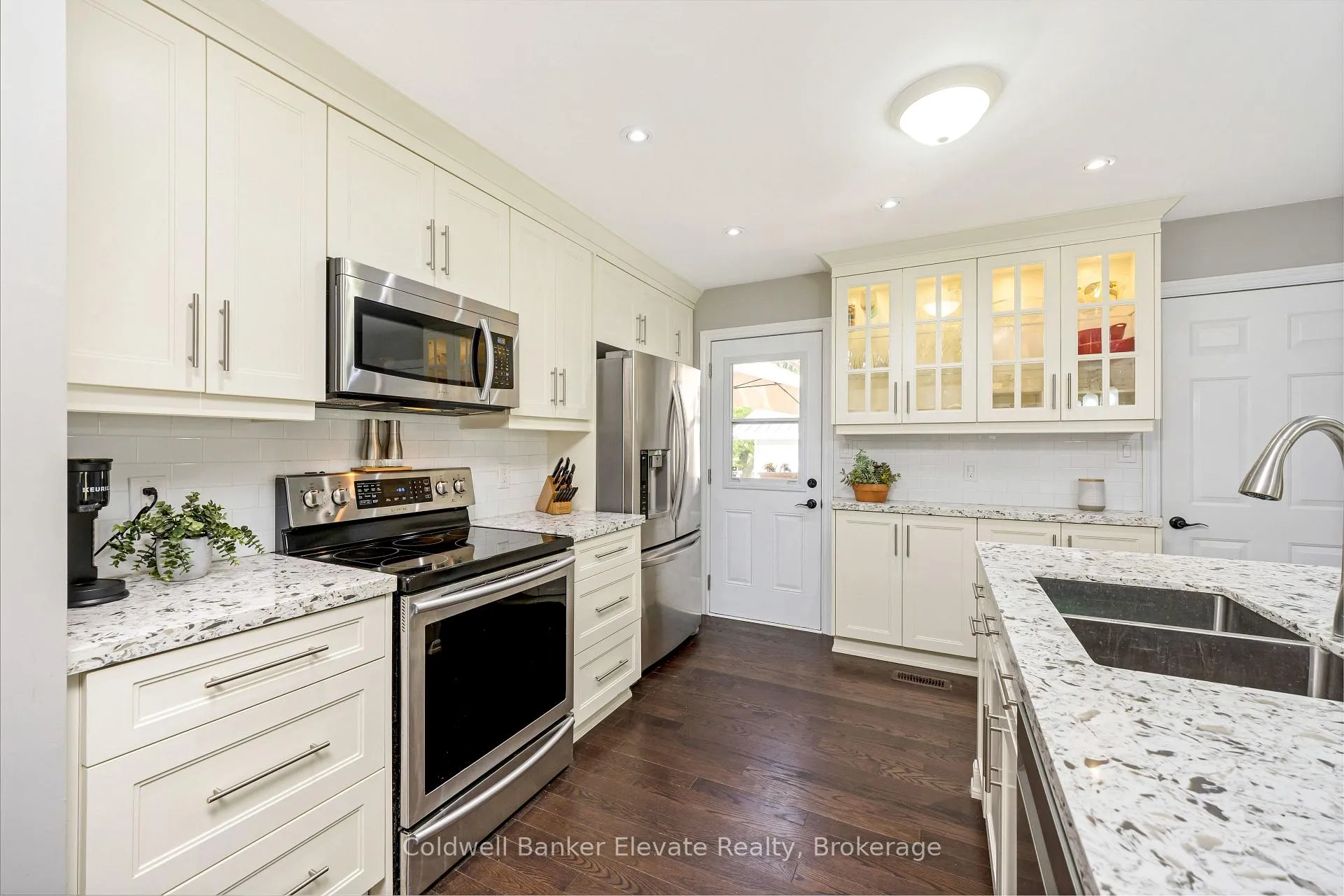 Photo 18 of 3 Lorne Street, Erin, Hillsburgh — HOMEH