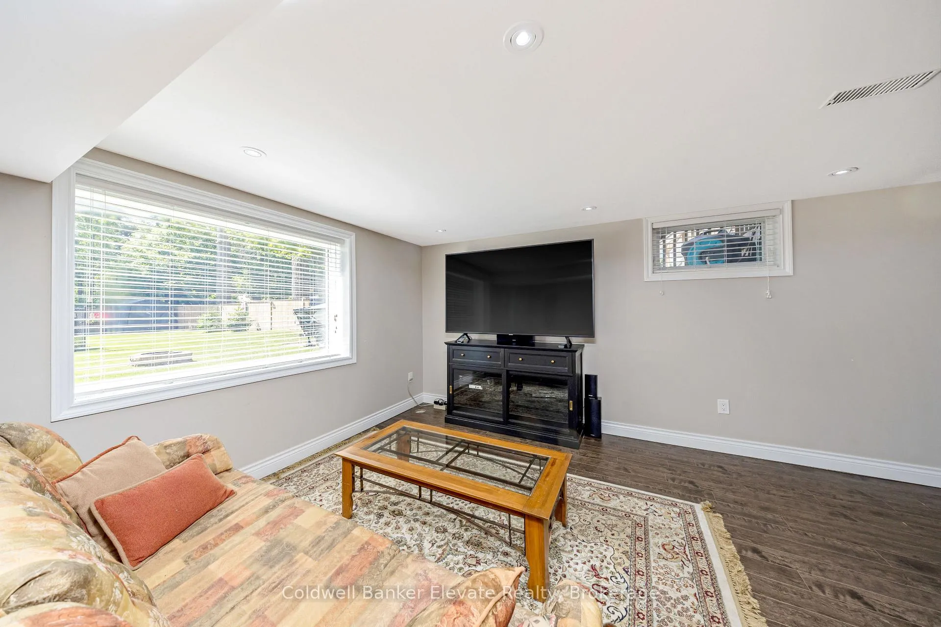 Photo 36 of 3 Lorne Street, Erin, Hillsburgh — HOMEH