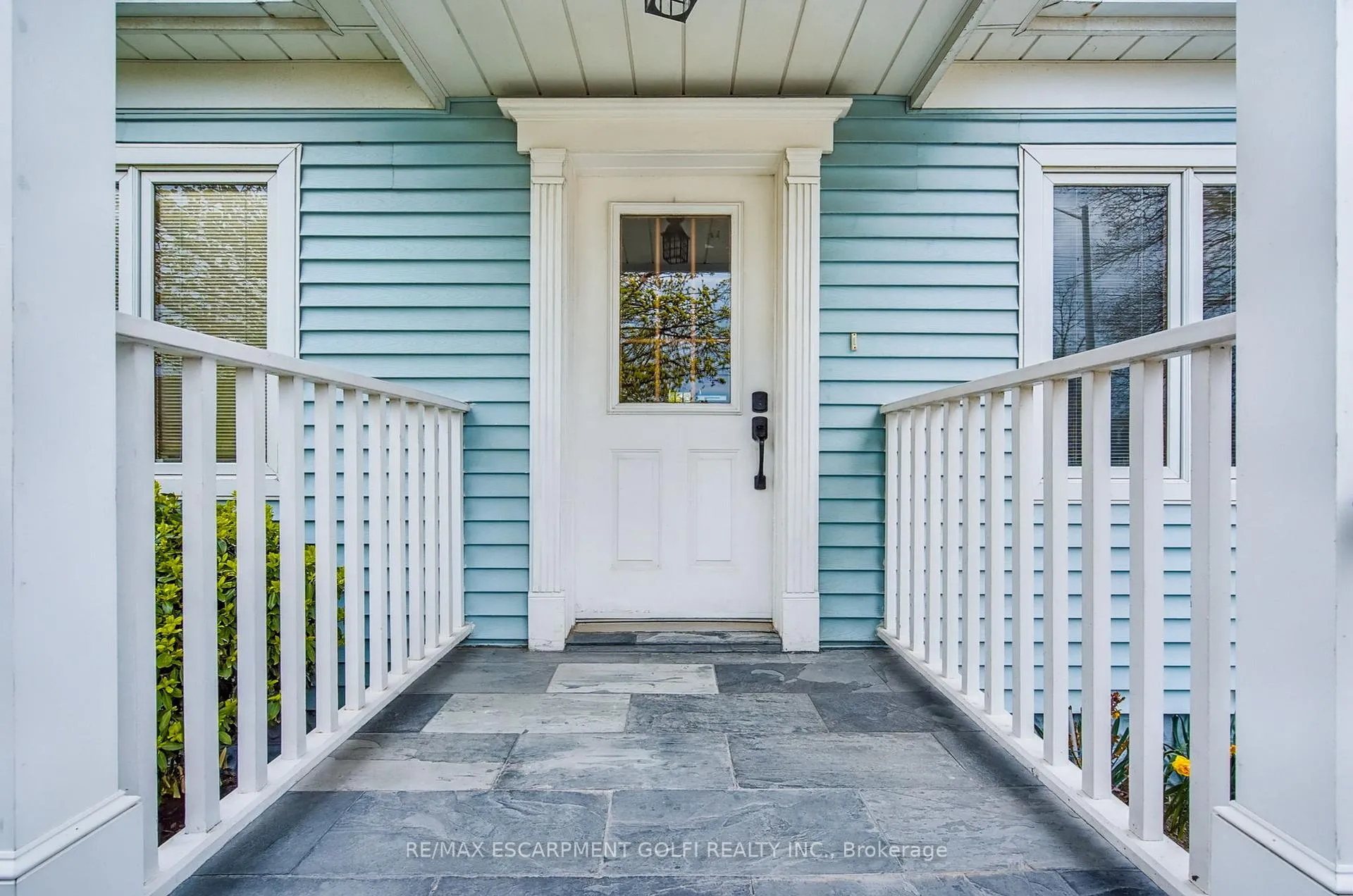 Photo 6 of 112 Rymal Road W, Hamilton, Sheldon — HOMEH