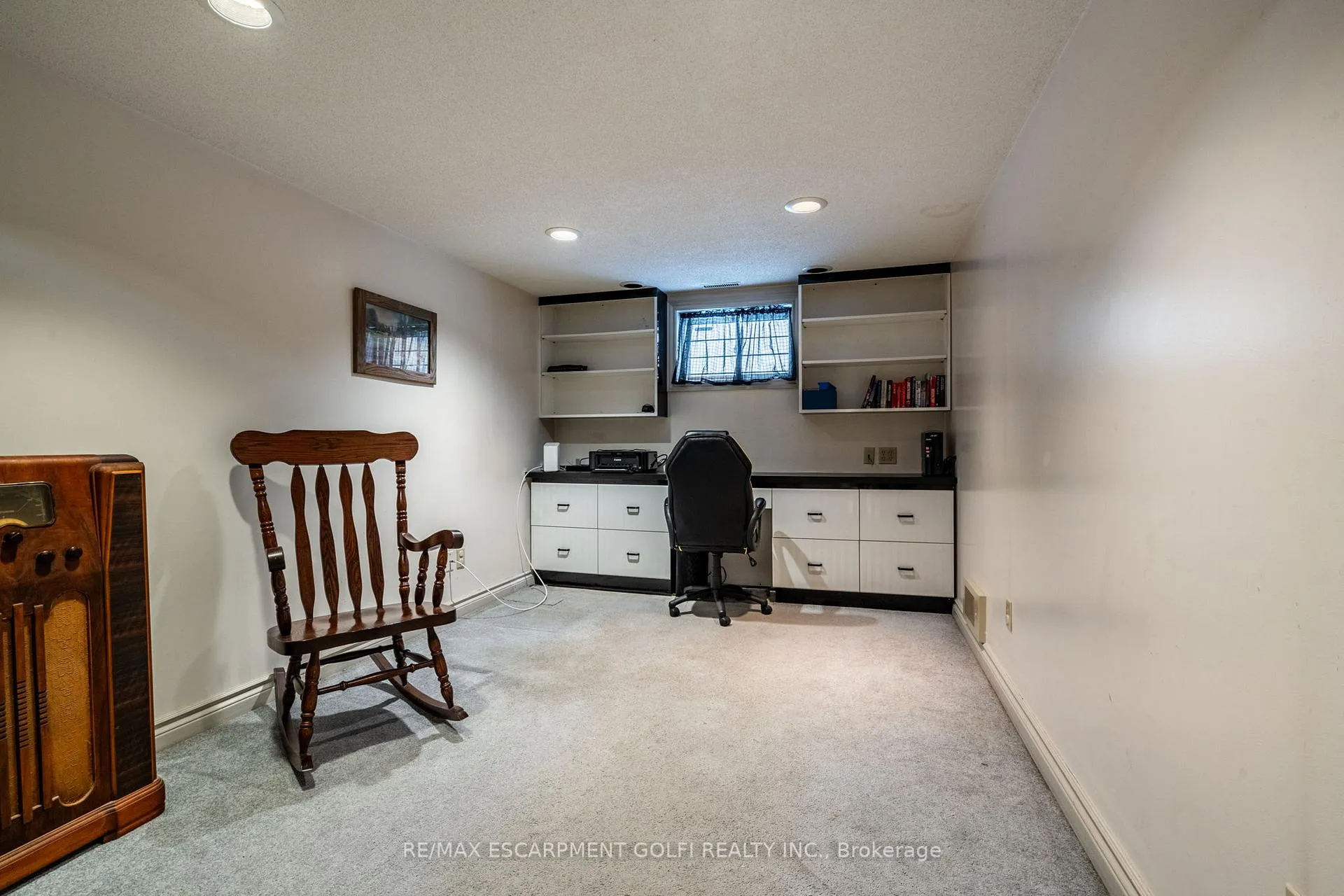 Photo 22 of 112 Rymal Road W, Hamilton, Sheldon — HOMEH