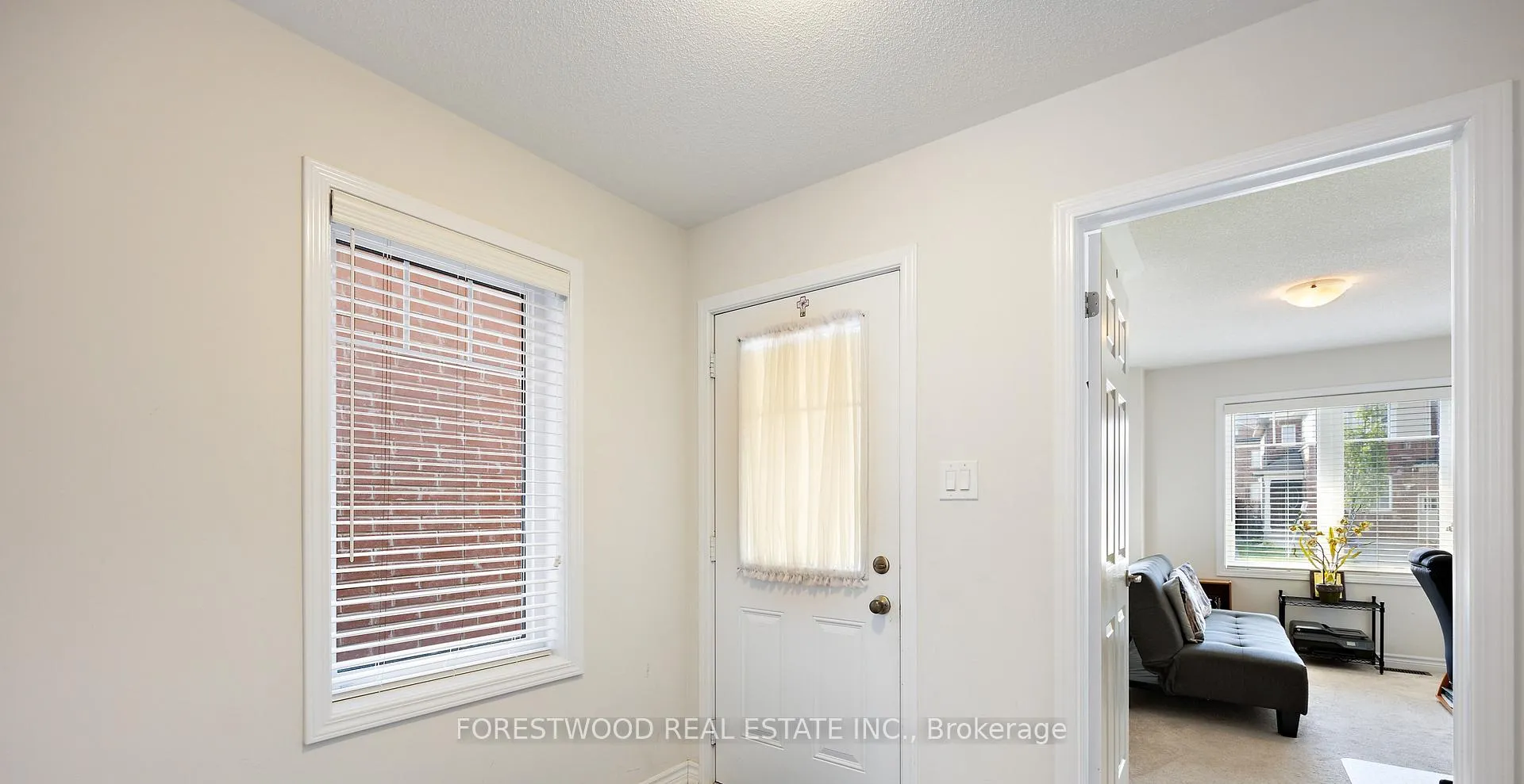 Photo 2 of 93 Enford Crescent, Brampton, Northwest Brampton — HOMEH