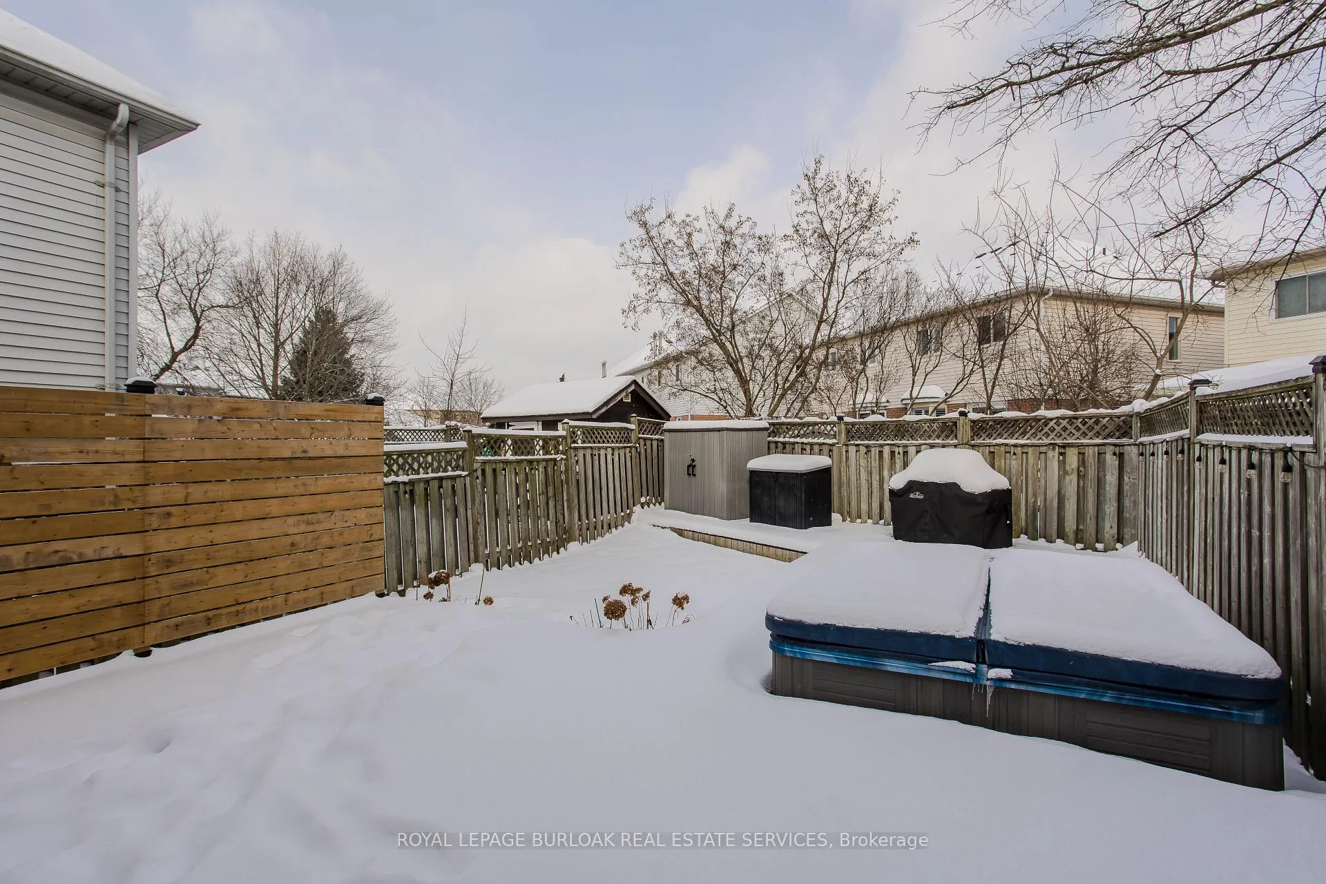 Photo 22 of 12 Thornlodge Drive, Hamilton, Waterdown — HOMEH