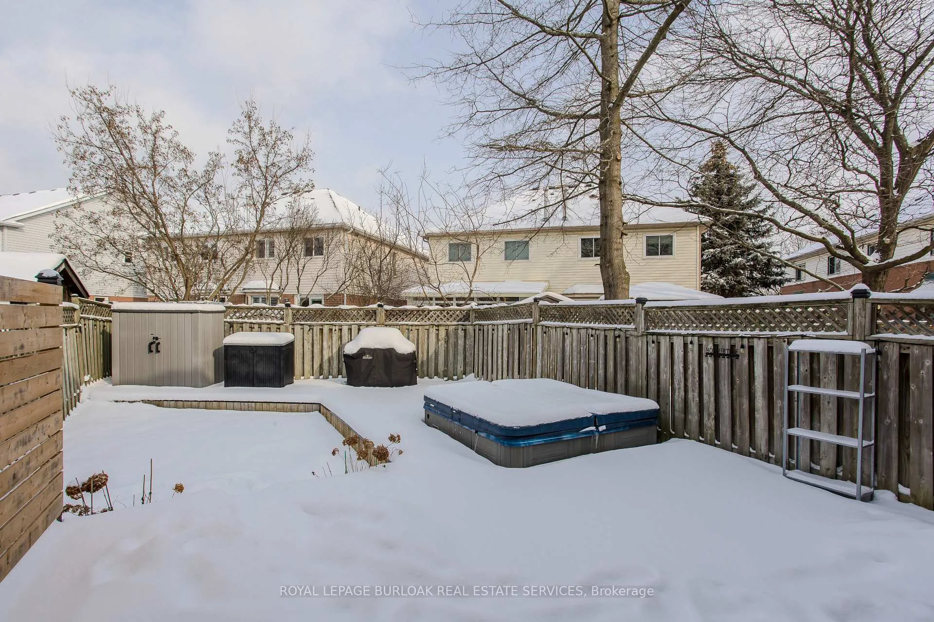Photo 23 of 12 Thornlodge Drive, Hamilton, Waterdown — HOMEH