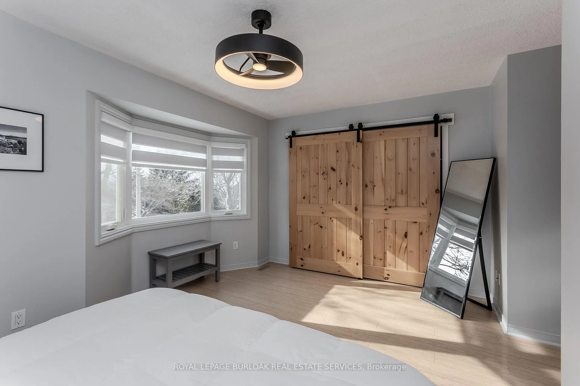 Photo 28 of 12 Thornlodge Drive, Hamilton, Waterdown — HOMEH