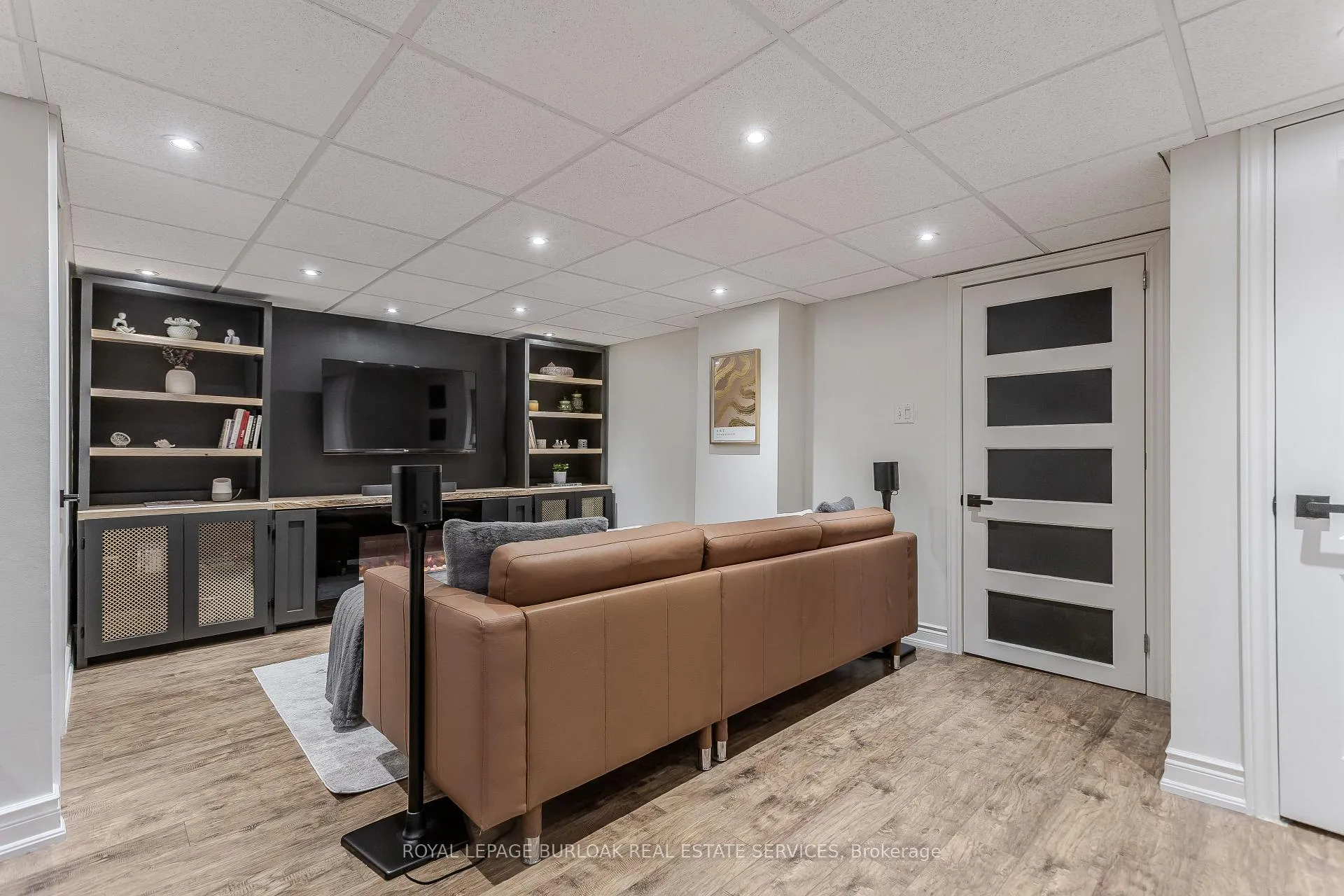 Photo 37 of 12 Thornlodge Drive, Hamilton, Waterdown — HOMEH