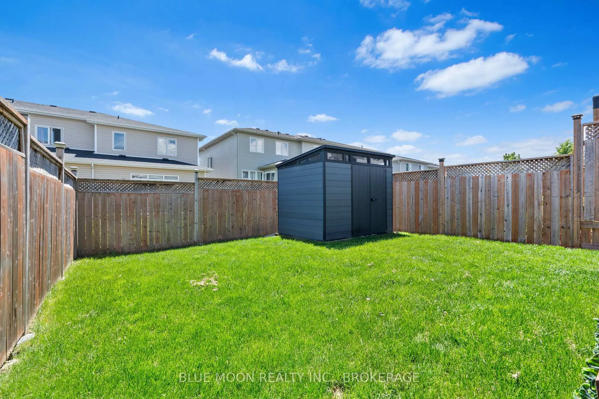 Photo 36 of 1555 Davenport Crescent, Kingston, City Northwest — HOMEH