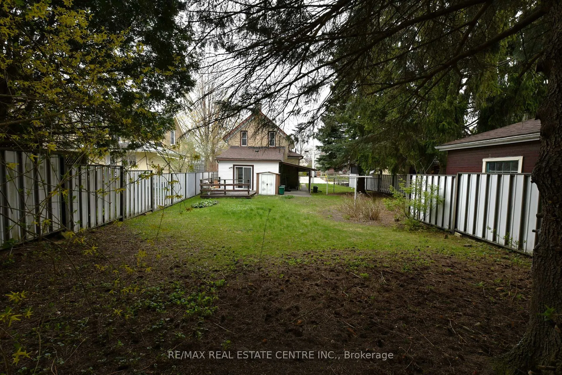 Photo 22 of 25 Guelph Street, Kitchener — HOMEH