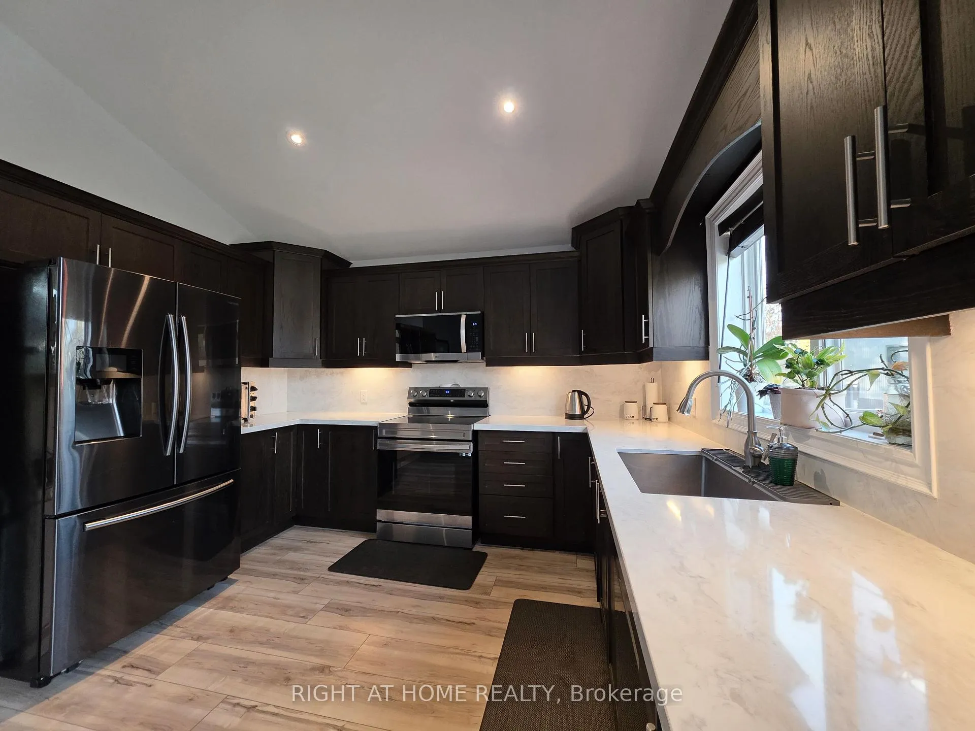 Photo 14 of 40996 Forks Road, Wainfleet, Marshville/Winger — HOMEH