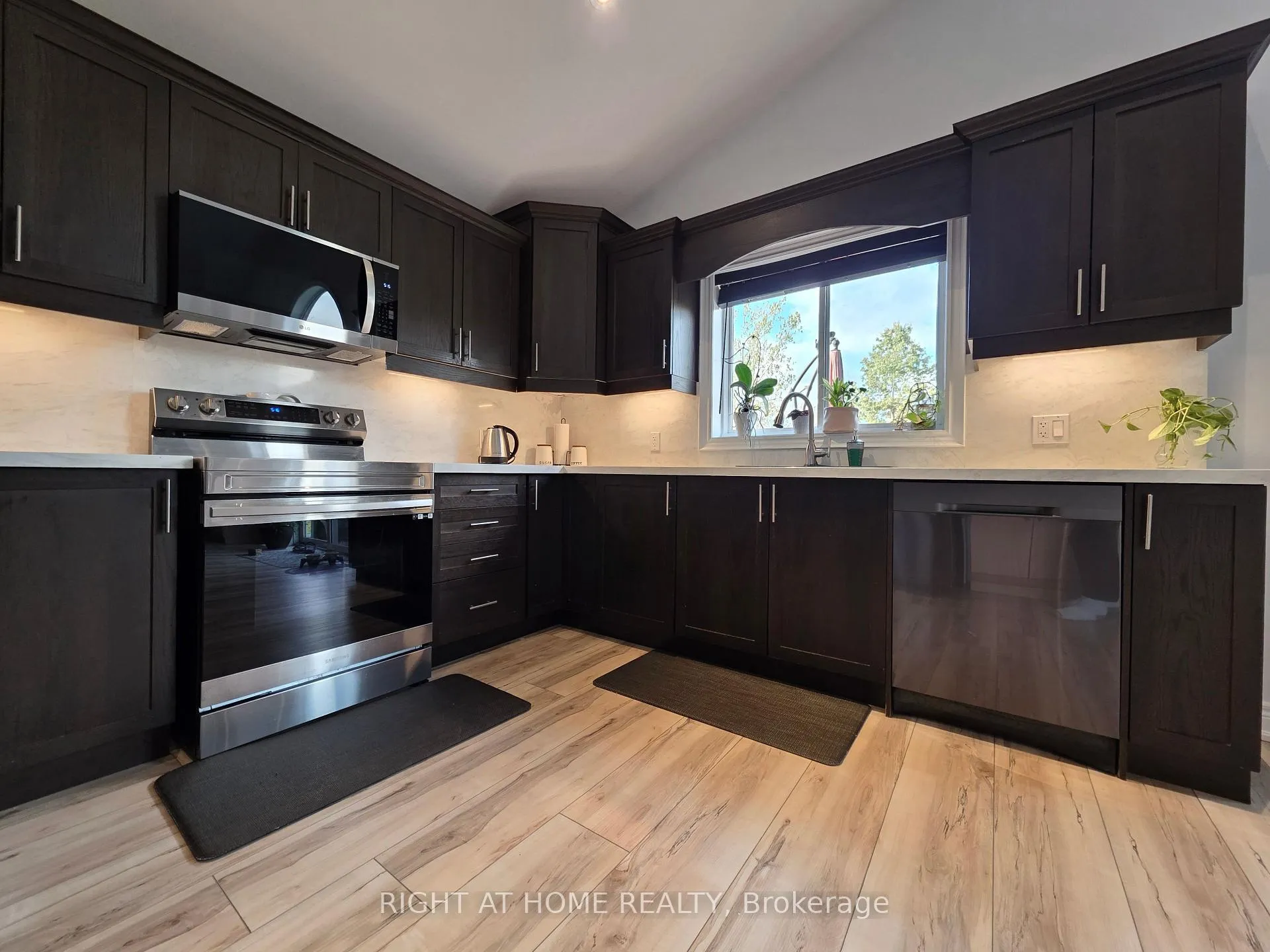 Photo 15 of 40996 Forks Road, Wainfleet, Marshville/Winger — HOMEH