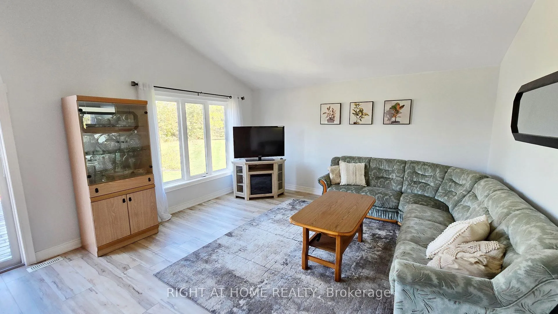 Photo 17 of 40996 Forks Road, Wainfleet, Marshville/Winger — HOMEH