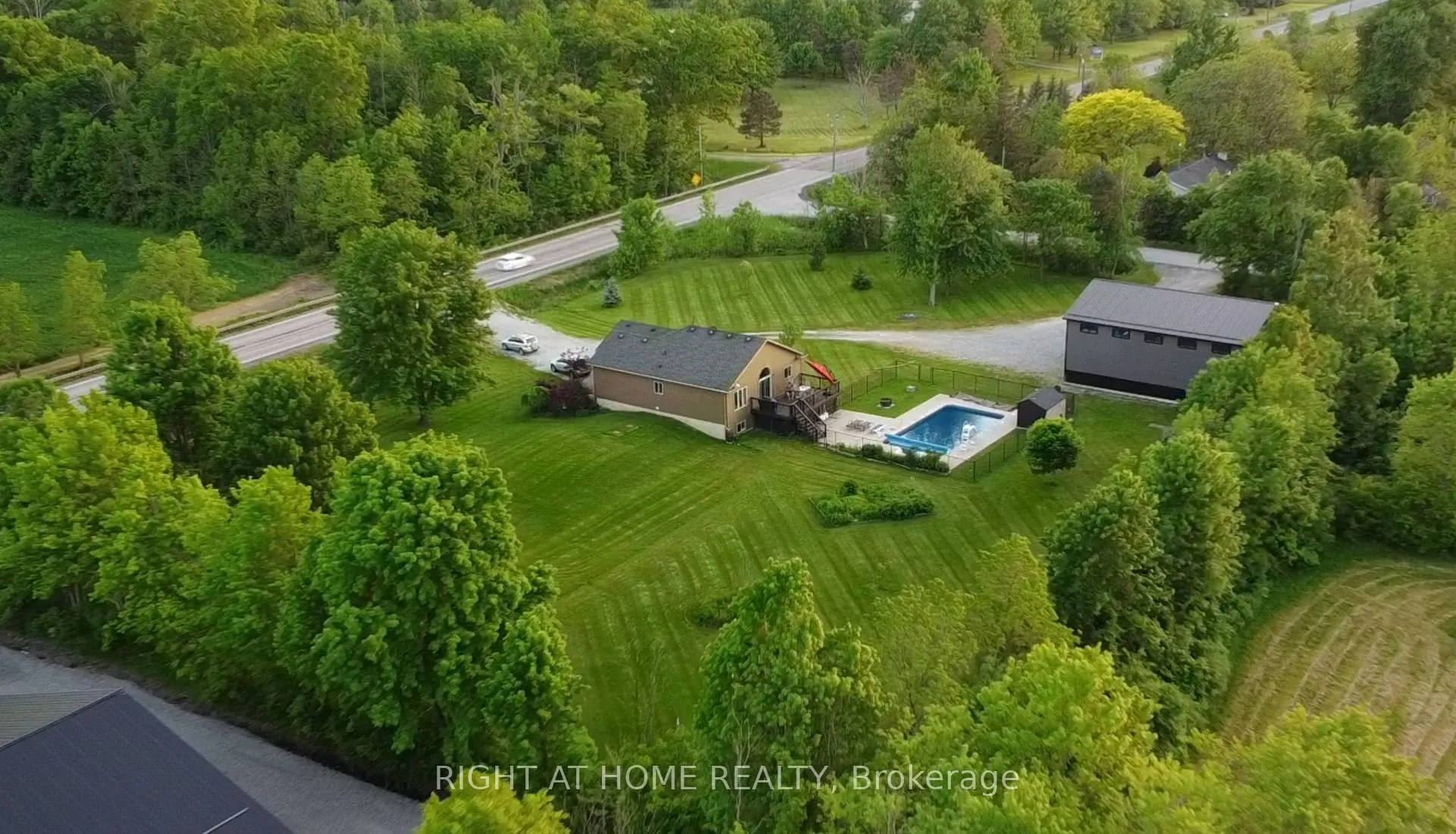 Photo 47 of 40996 Forks Road, Wainfleet, Marshville/Winger — HOMEH
