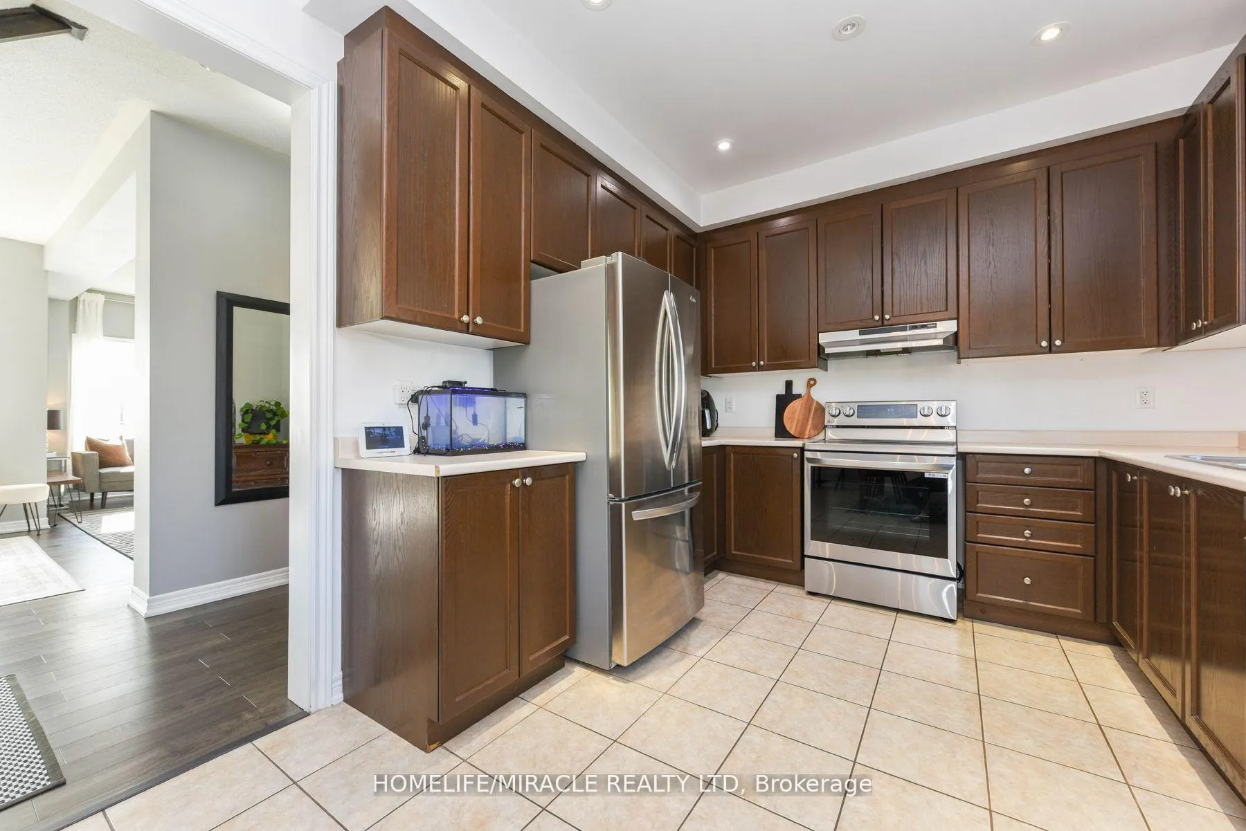 Photo 19 of 2 October Place, Brampton, Brampton West — HOMEH