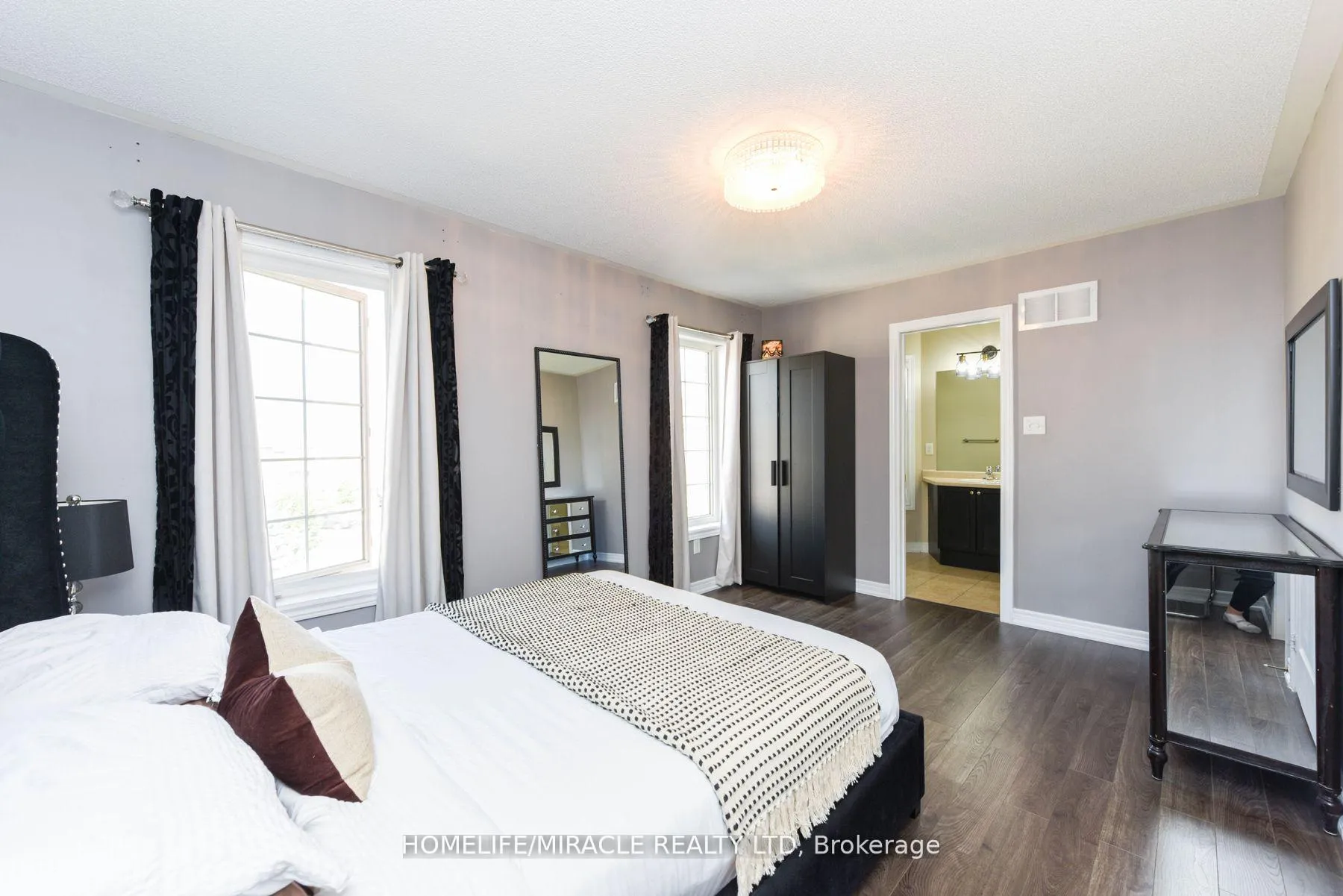 Photo 27 of 2 October Place, Brampton, Brampton West — HOMEH