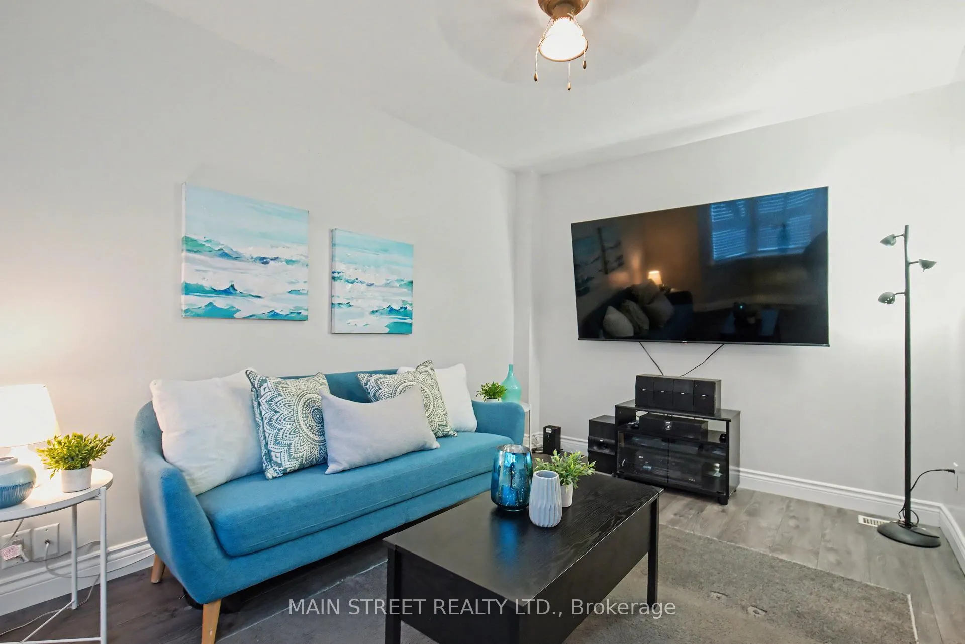 Photo 8 of 203 Gibbons Street, Oshawa, McLaughlin — HOMEH