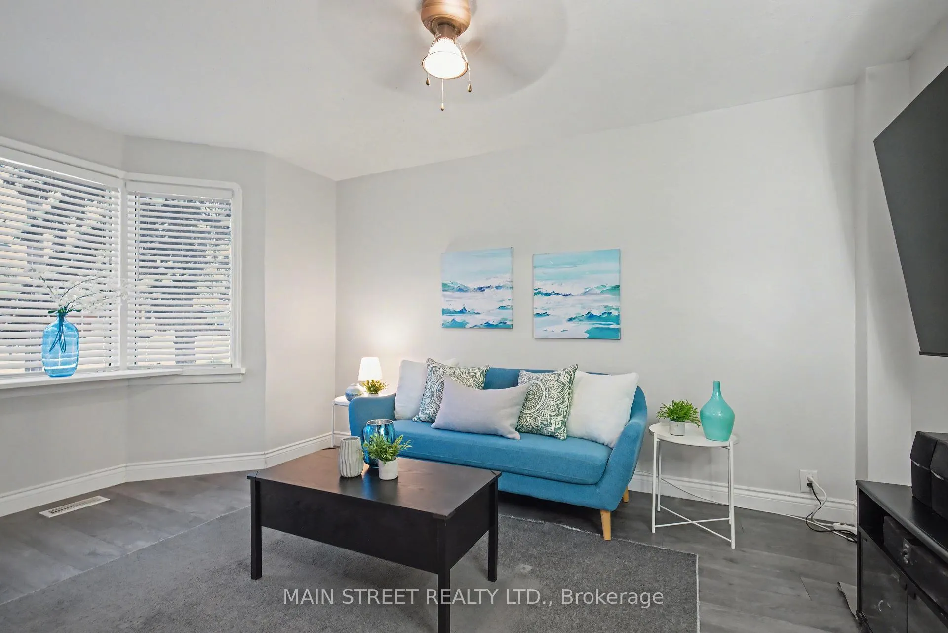 Photo 9 of 203 Gibbons Street, Oshawa, McLaughlin — HOMEH
