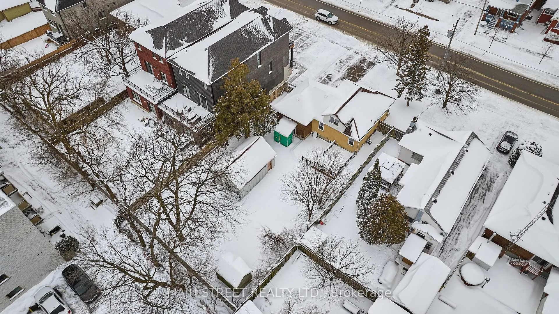 Photo 37 of 203 Gibbons Street, Oshawa, McLaughlin — HOMEH