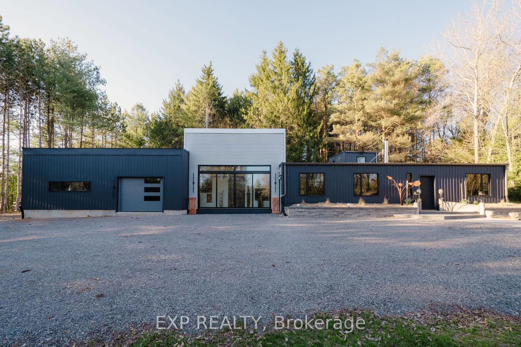 Front of 13783 Little Lake Road