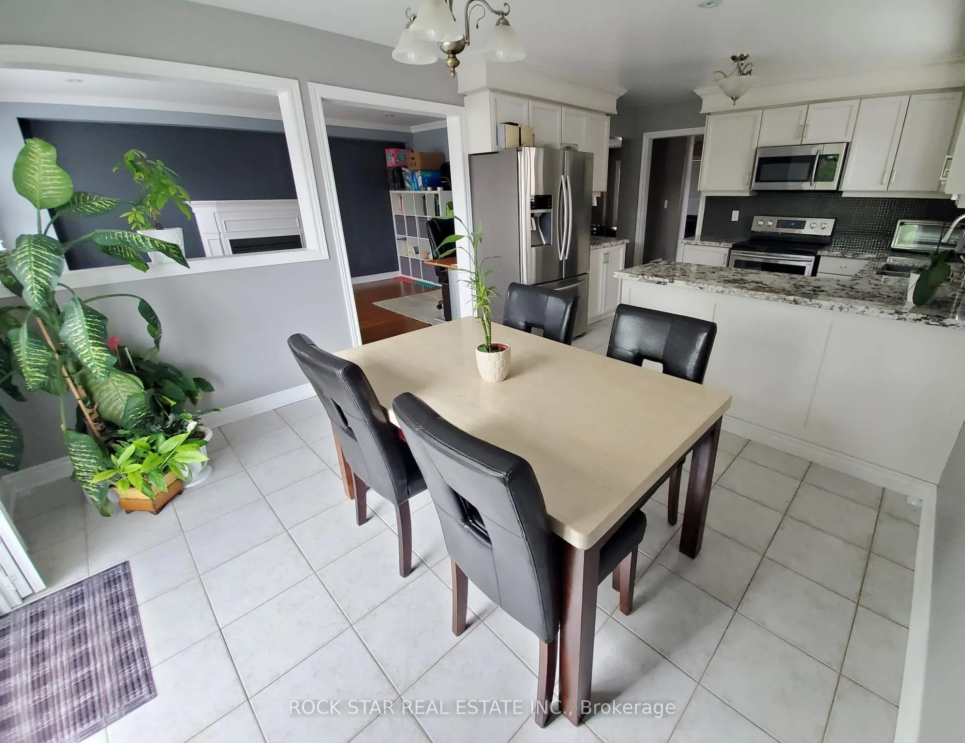 Photo 7 of 12 Ernest Biason Boulevard, Caledon, Bolton East — HOMEH