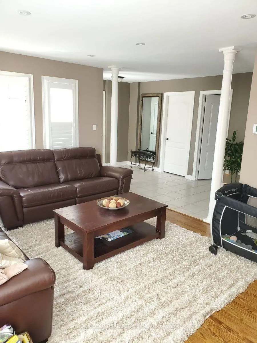 Photo 11 of 12 Ernest Biason Boulevard, Caledon, Bolton East — HOMEH