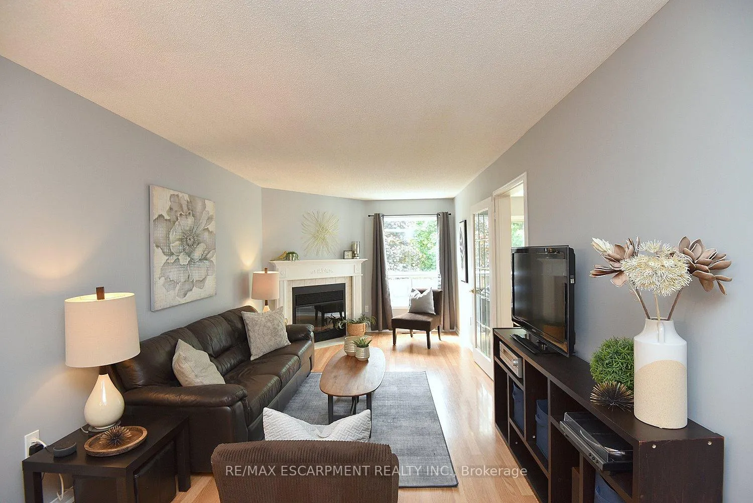 Photo 7 of 27 Pirie Drive, Hamilton, Dundas — HOMEH