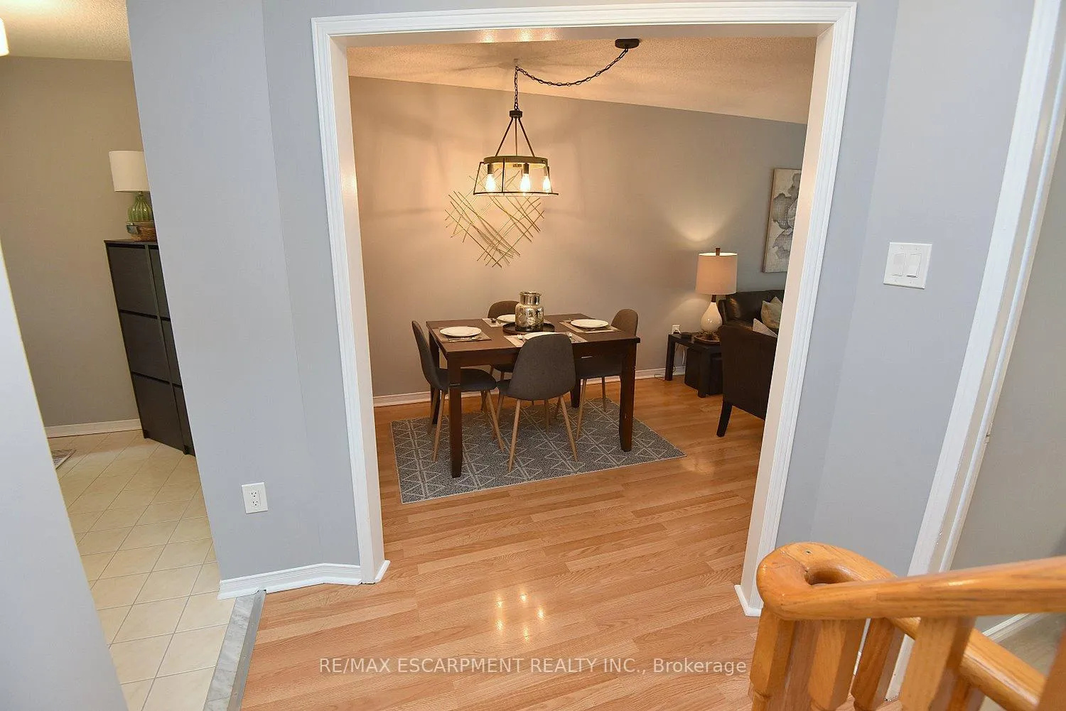 Photo 24 of 27 Pirie Drive, Hamilton, Dundas — HOMEH