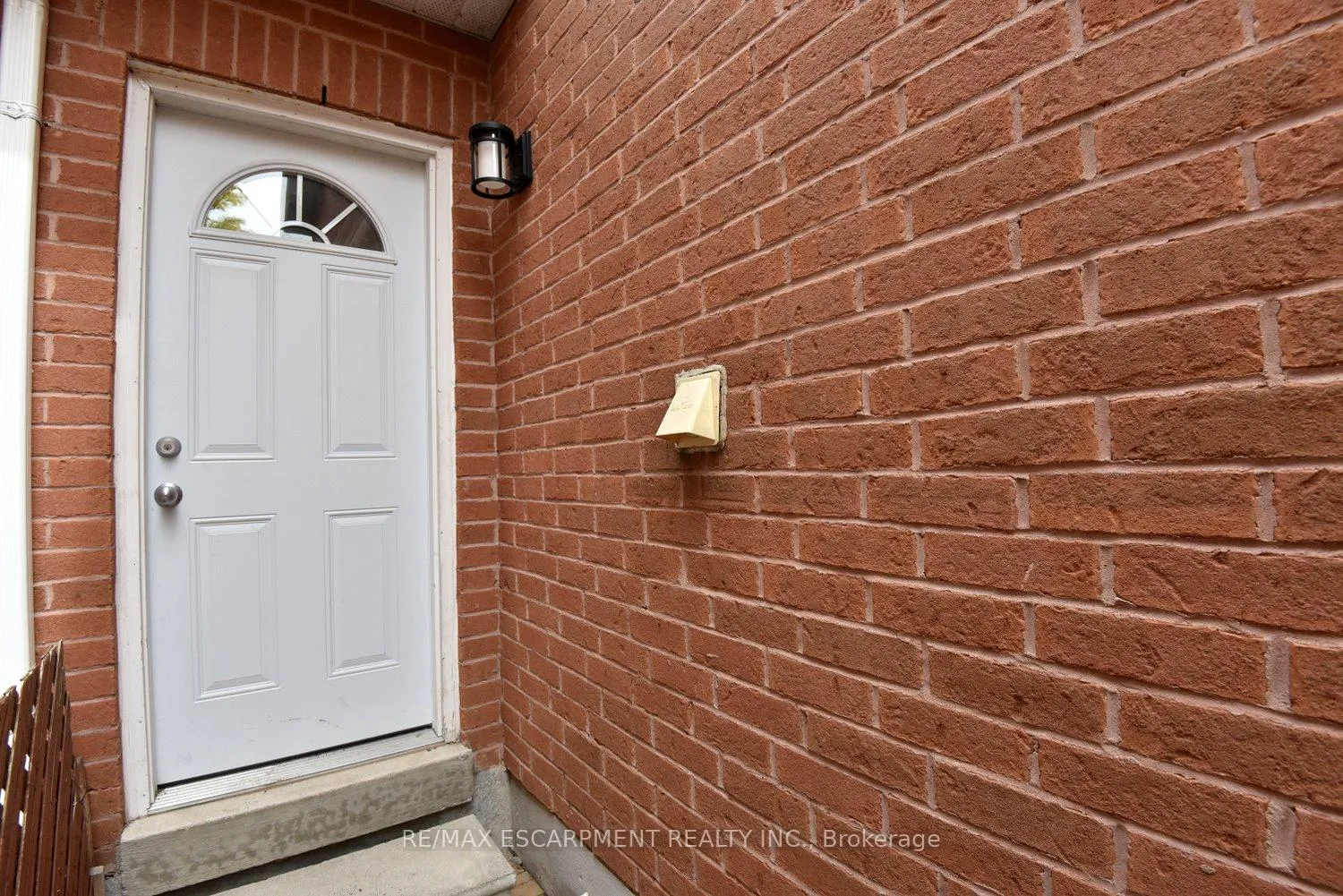 Photo 45 of 27 Pirie Drive, Hamilton, Dundas — HOMEH