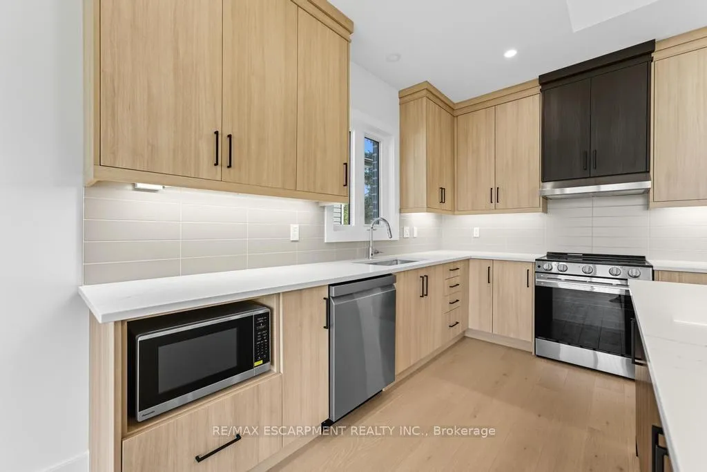 Photo 6 of 1313 Baseline Road, Hamilton, Stoney Creek — HOMEH