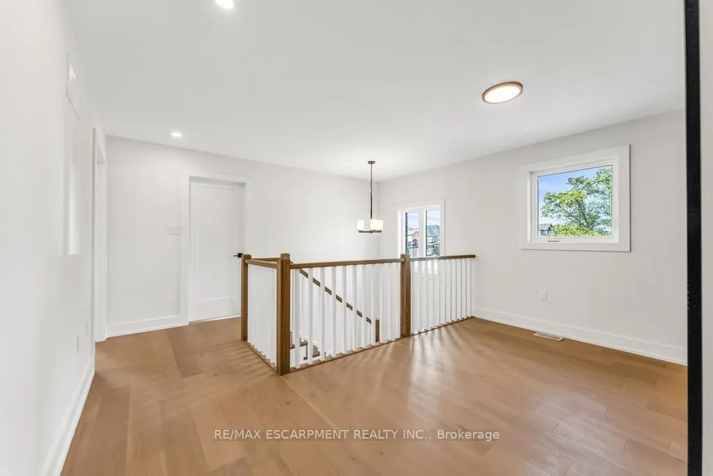 Photo 16 of 1313 Baseline Road, Hamilton, Stoney Creek — HOMEH