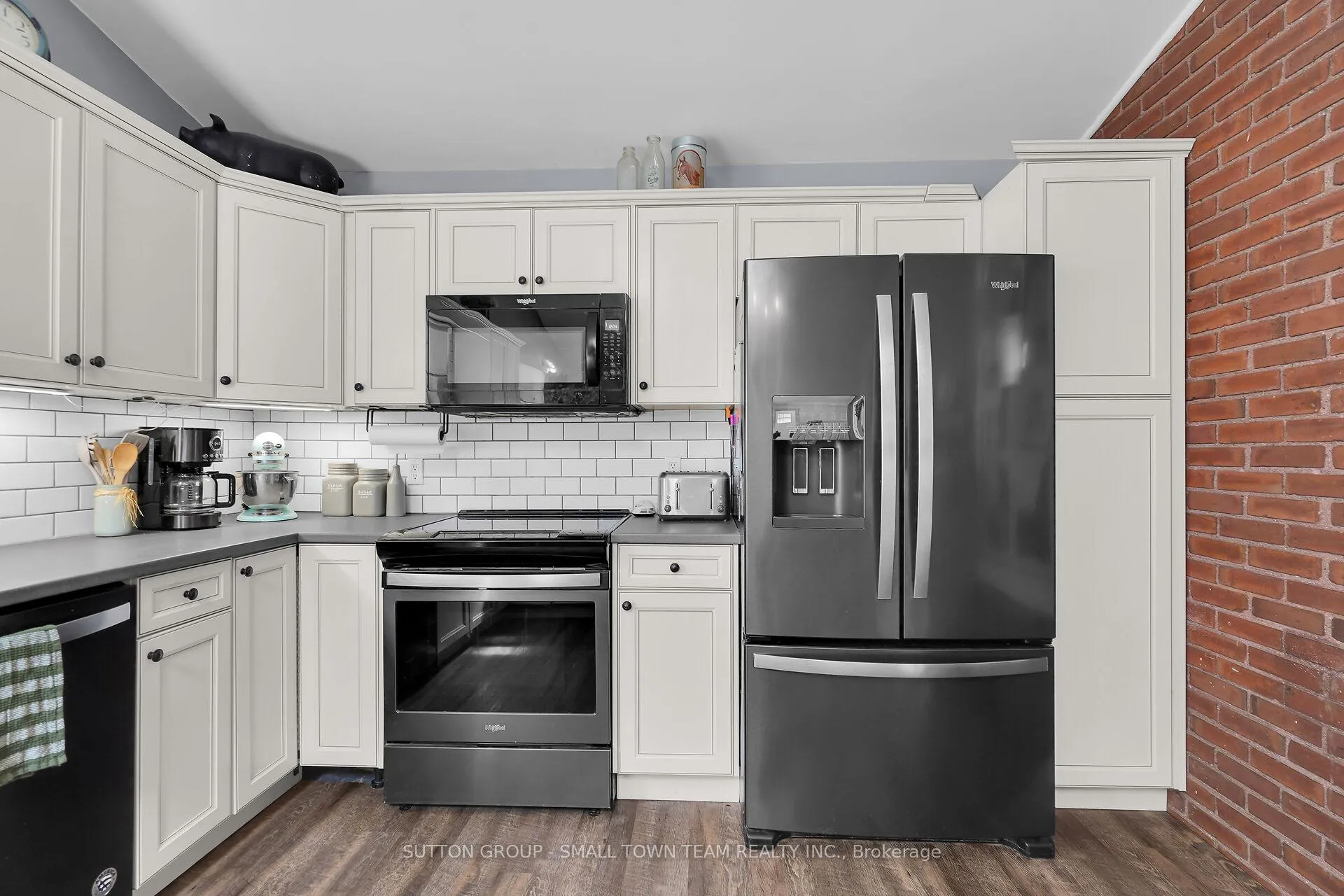 Photo 5 of 71748 Shipka Line, Bluewater, Dashwood — HOMEH